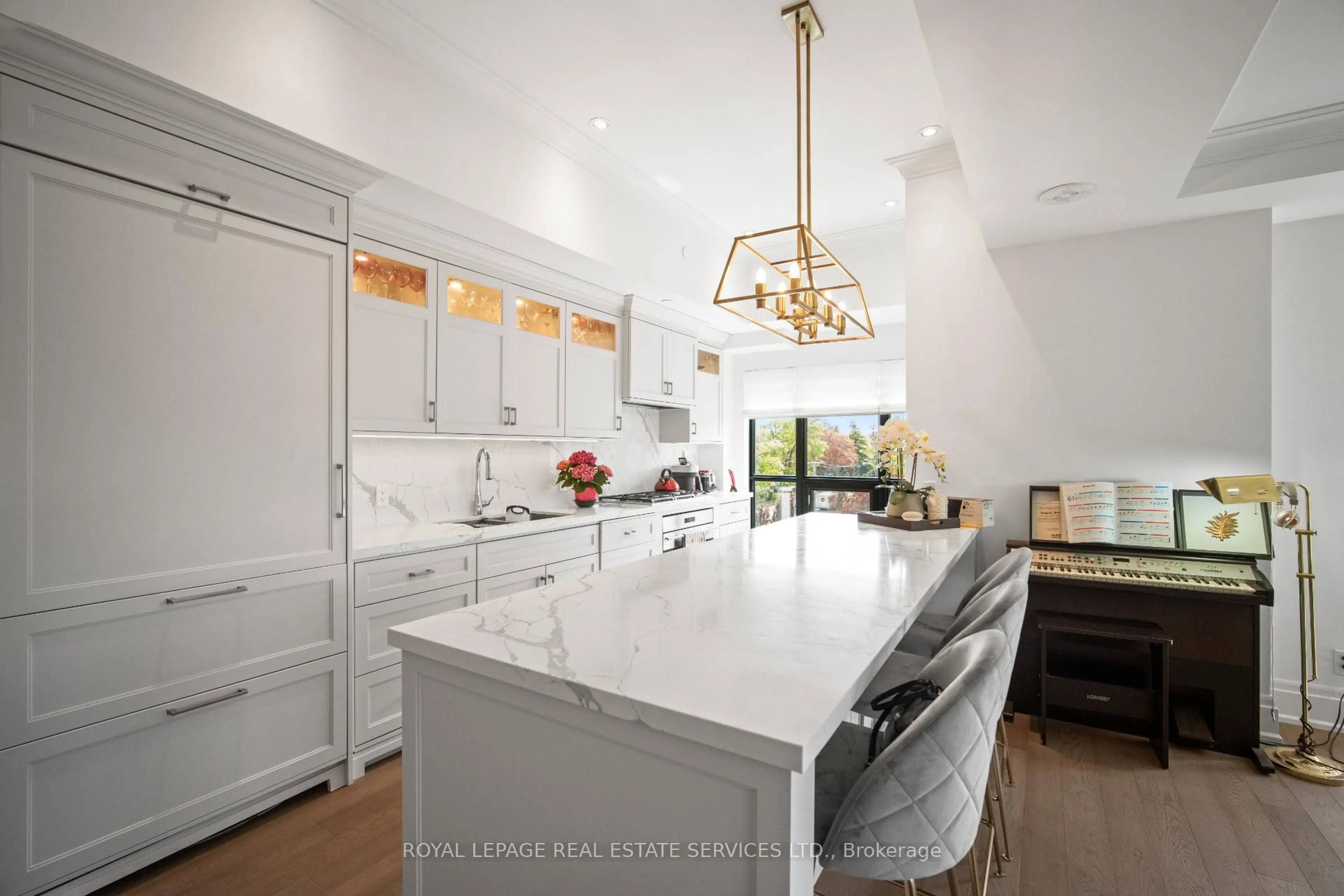 Contemporary kitchen, ceramic/tile floor for 4 The Kingsway #505, Toronto Ontario M8X 2T1
