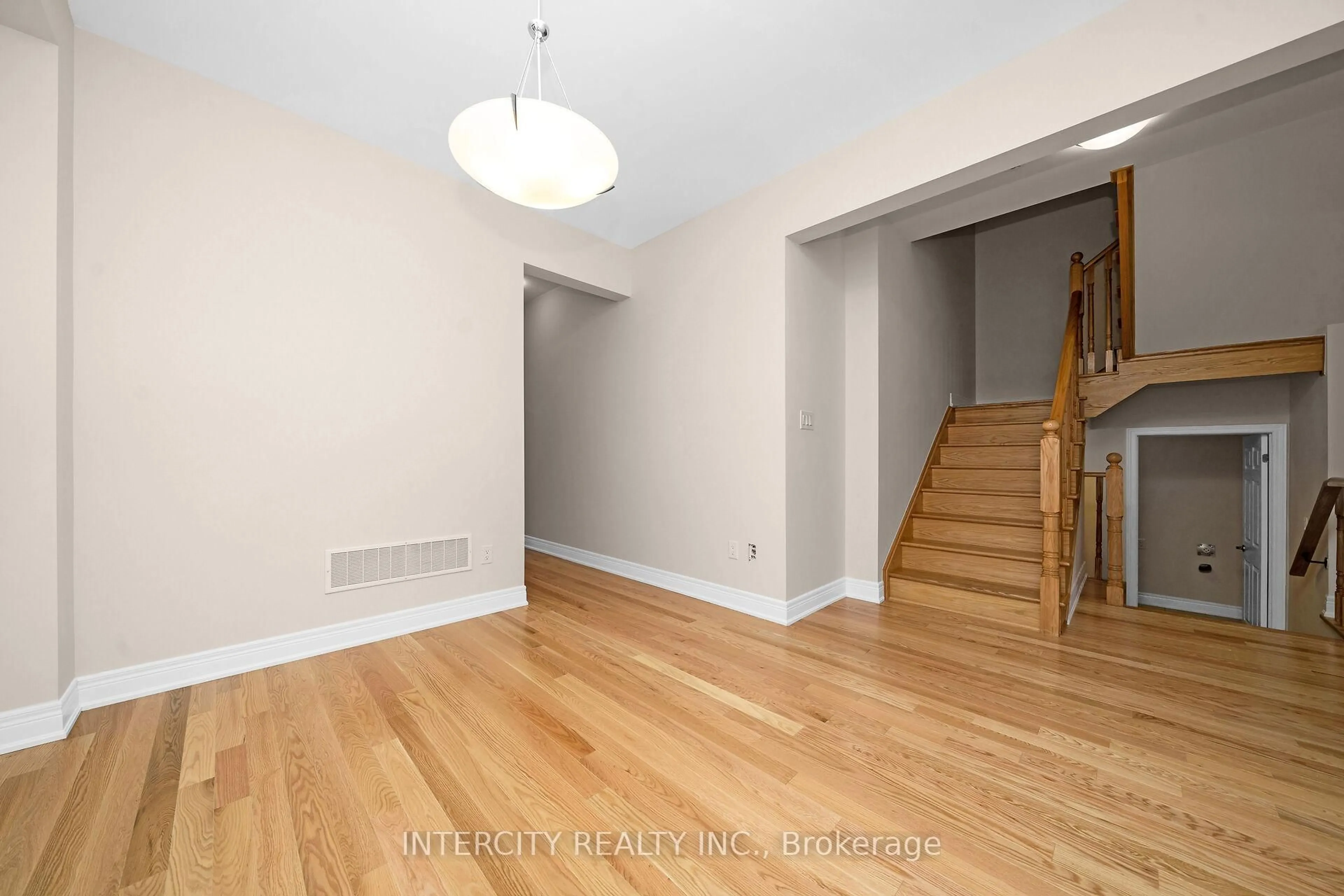 Unknown for 22 Kessler Dr #Lot 123, Brampton Ontario L6R 4G2