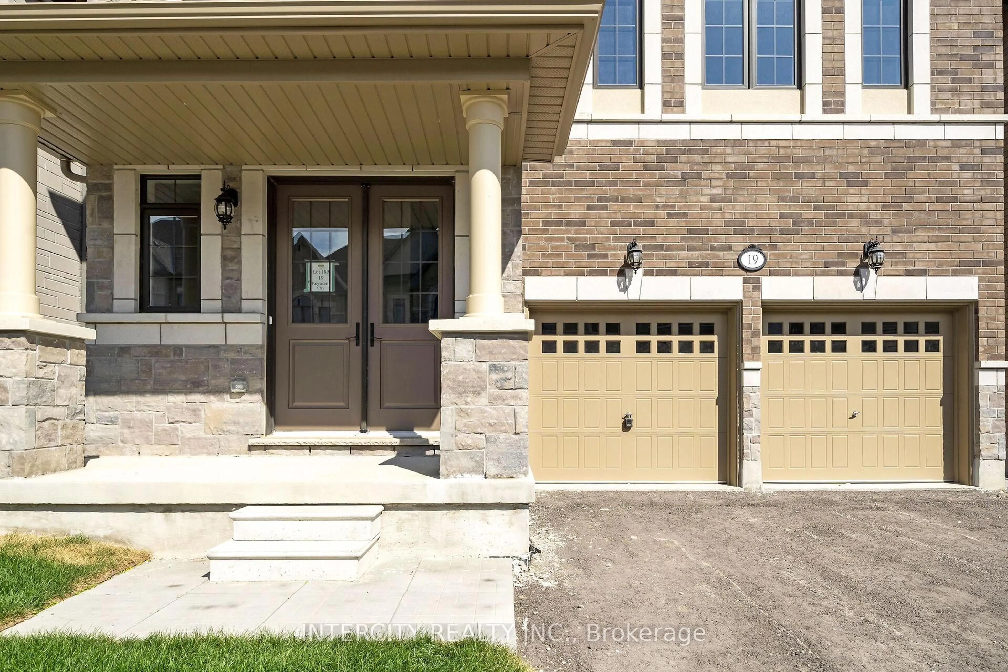 Home with brick exterior material, street for 19 Keyworth Cres, Brampton Ontario L6R 4E8