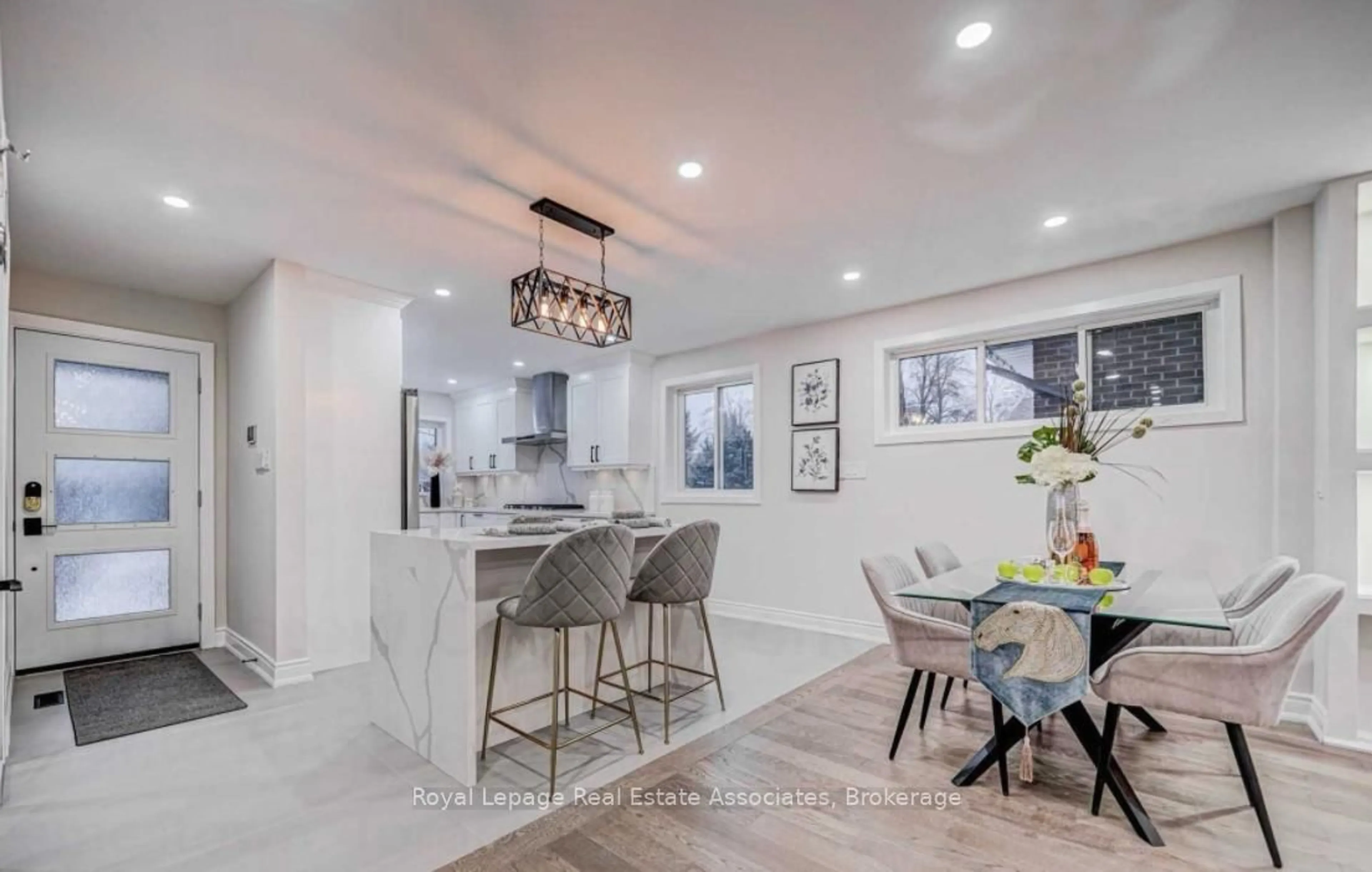 Open concept kitchen, ceramic/tile floor for 21 Davistow Cres, Toronto Ontario M9V 3E8