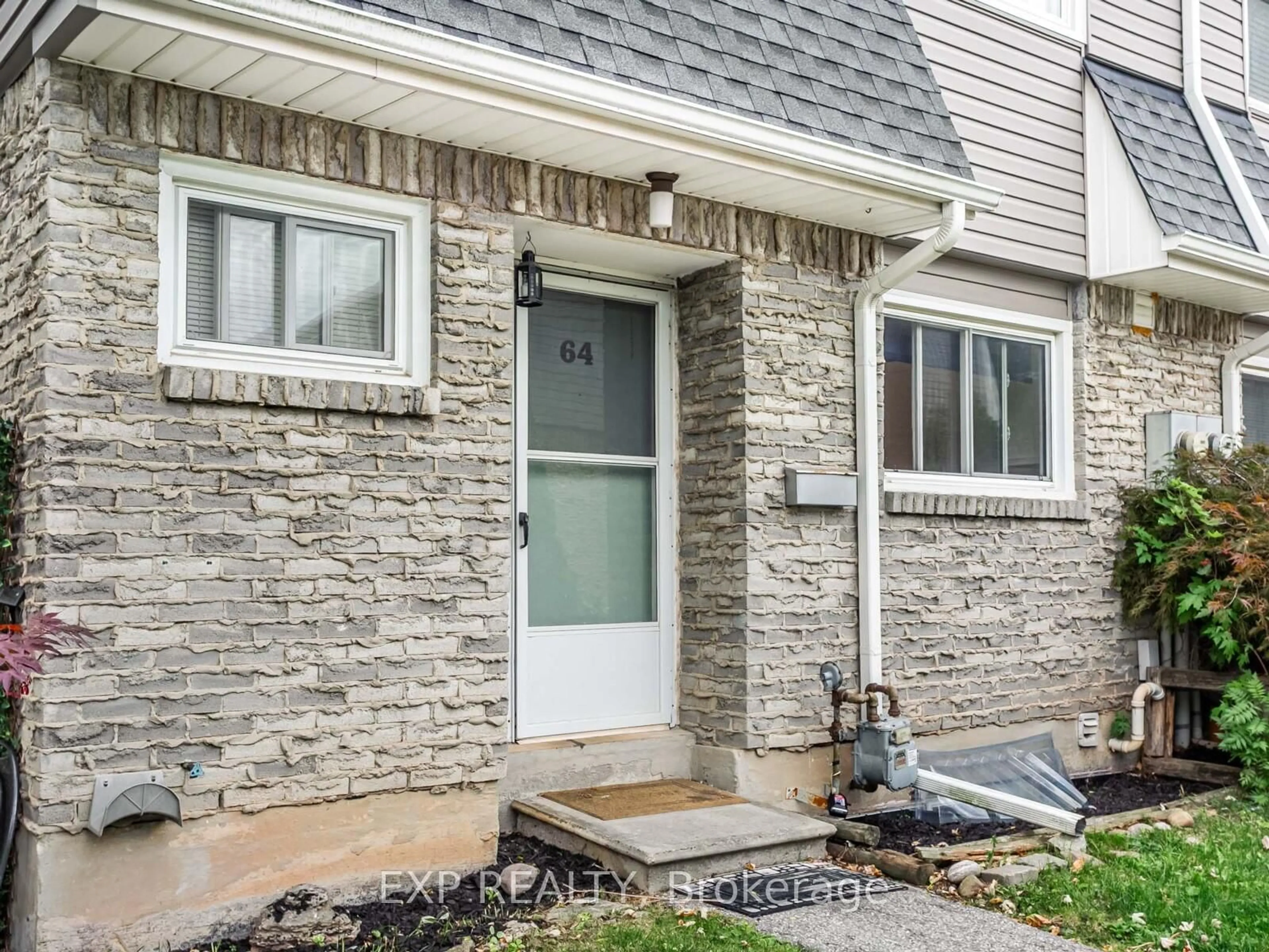 Unknown for 2050 Upper Middle Rd #64, Burlington Ontario L7P 3R9