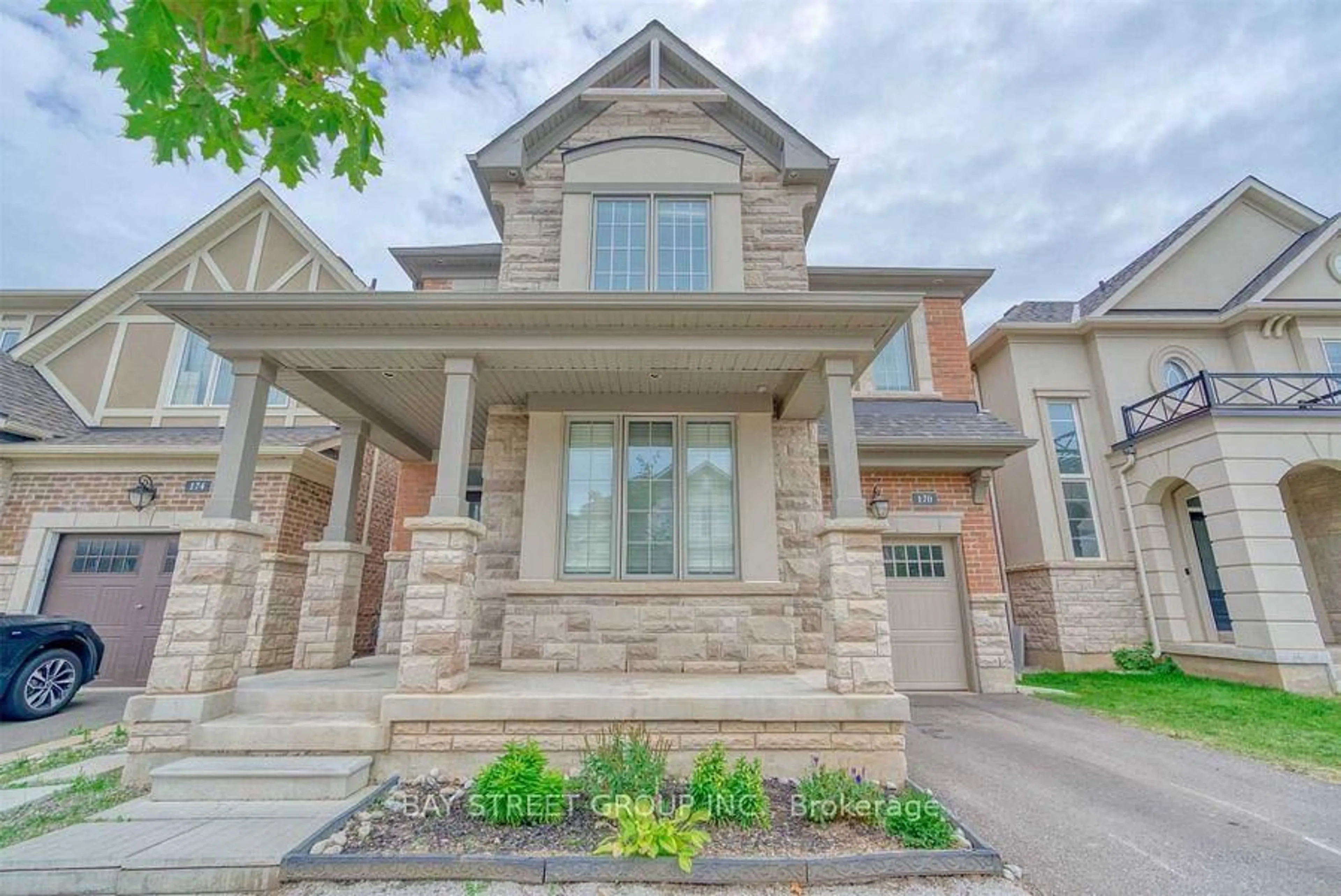 Home with brick exterior material, street for 170 Fowley Dr, Oakville Ontario L6H 0M8