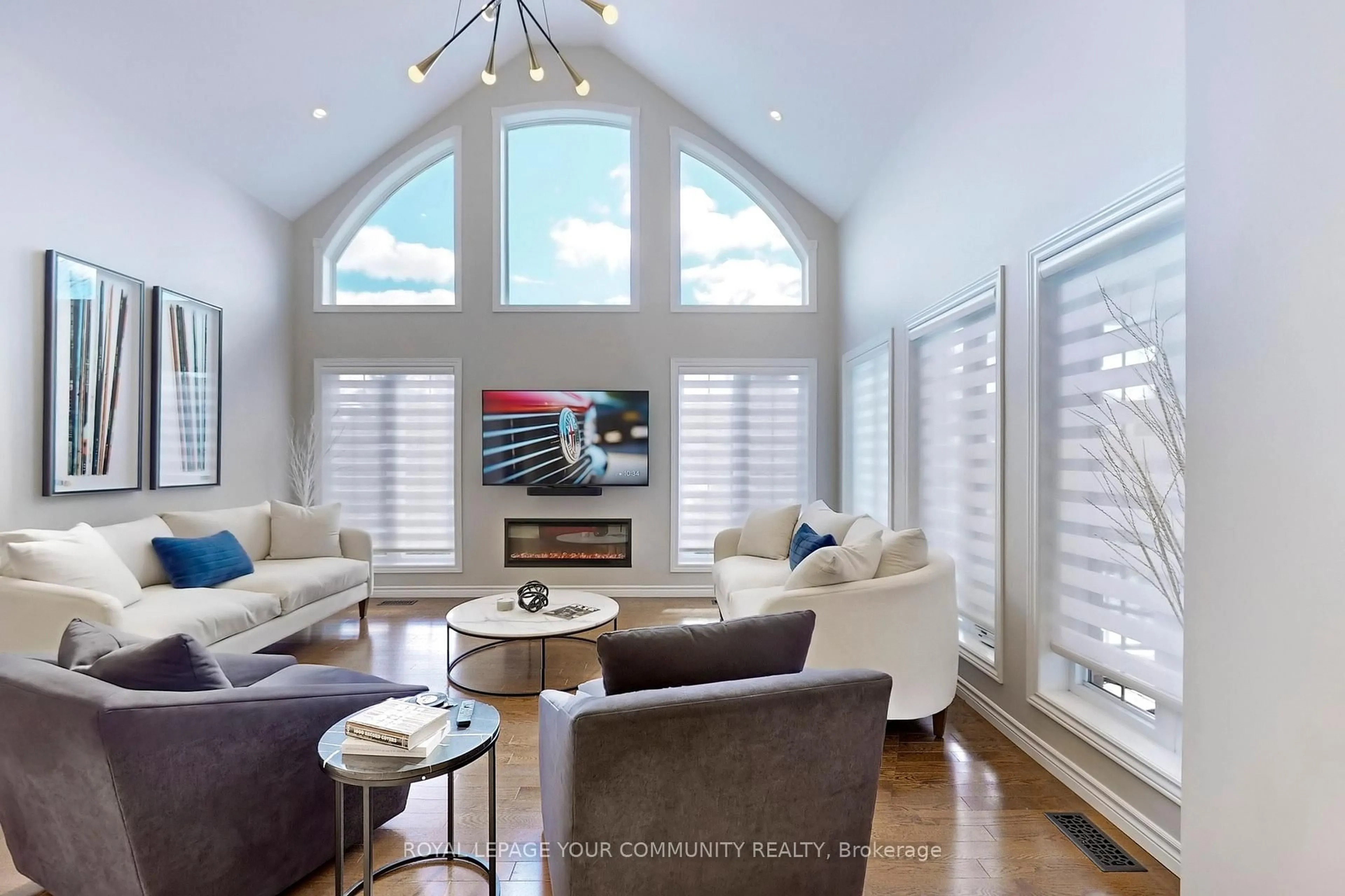 Living room with furniture, unknown for 10 Reddington Dr #6, Caledon Ontario L7E 4C3