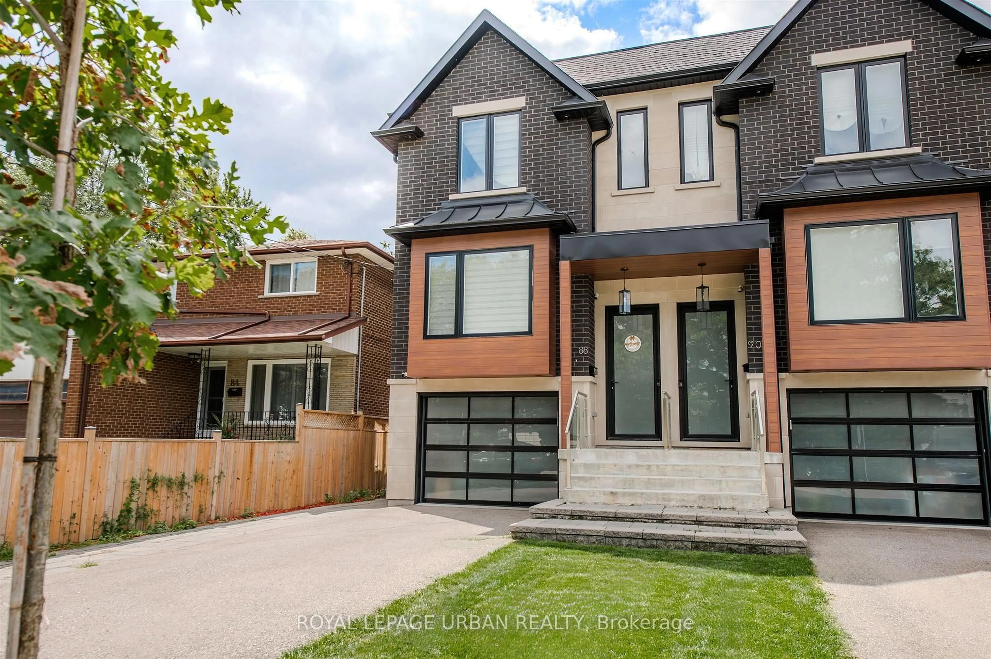 Home with brick exterior material, street for 88 Gort Ave, Toronto Ontario M8W 3Z1