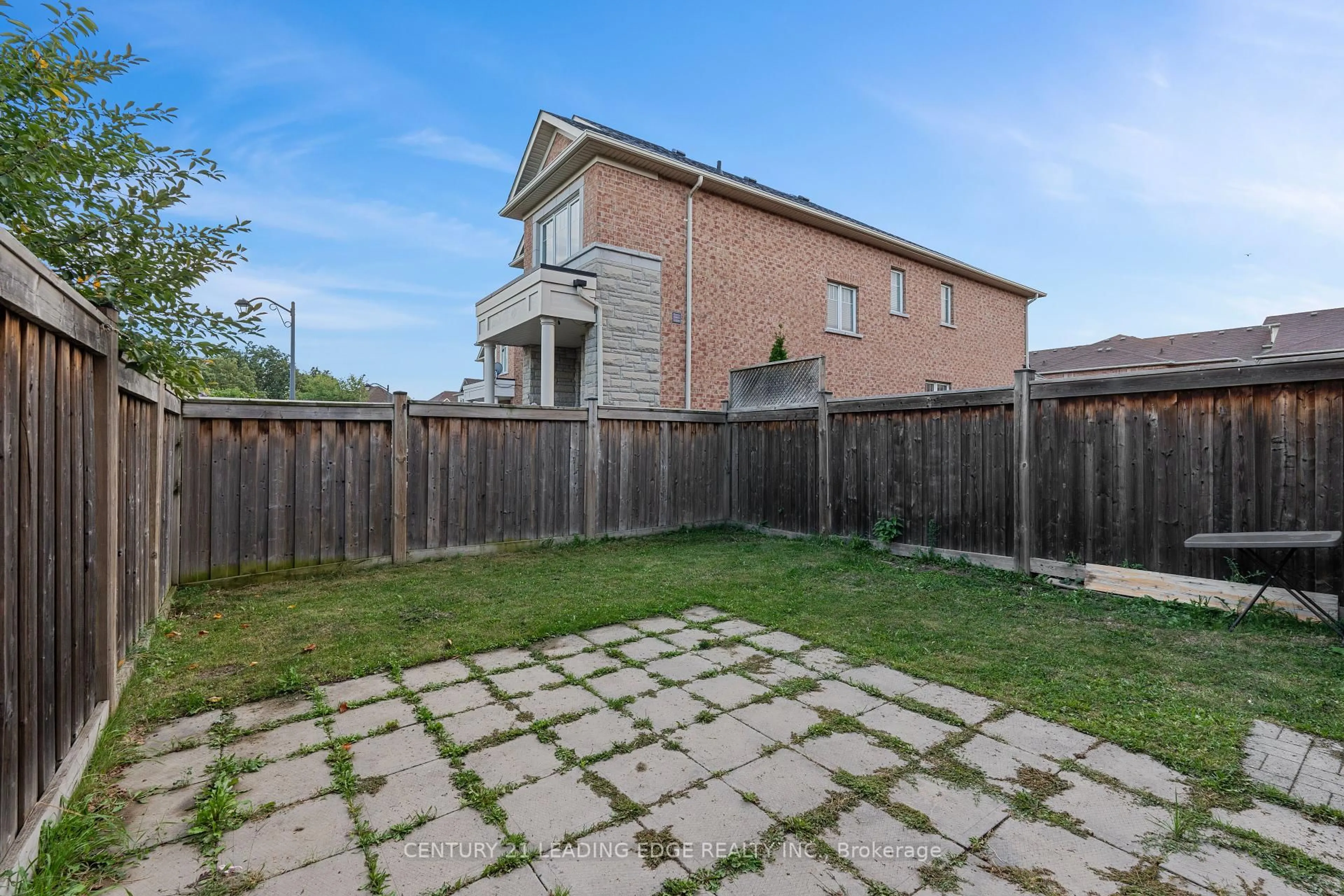 Patio, street for 1339 Brandon Terr, Milton Ontario L9T 7R4