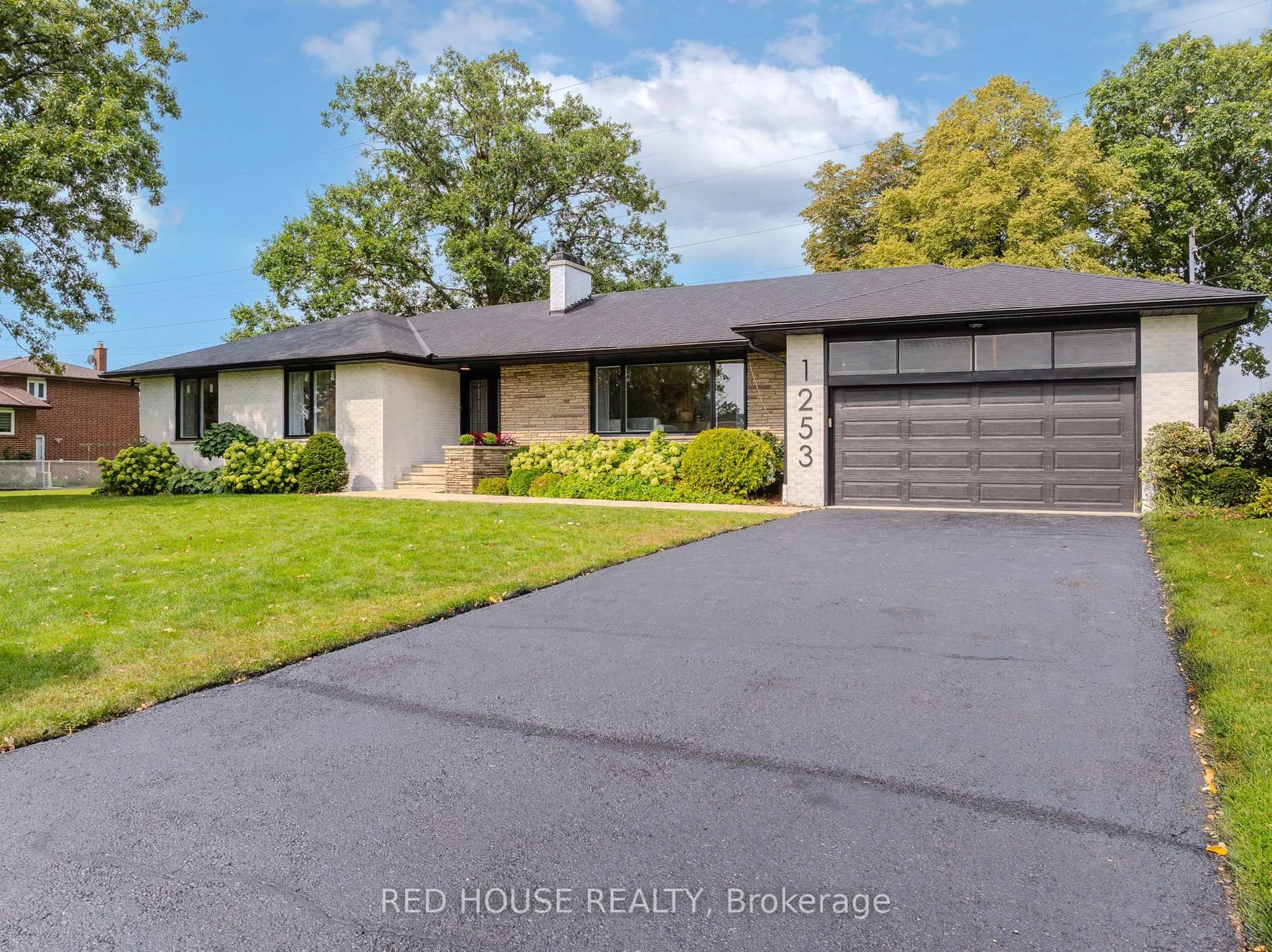 Unknown for 1253 Melton Dr, Mississauga Ontario L4Y 1L6