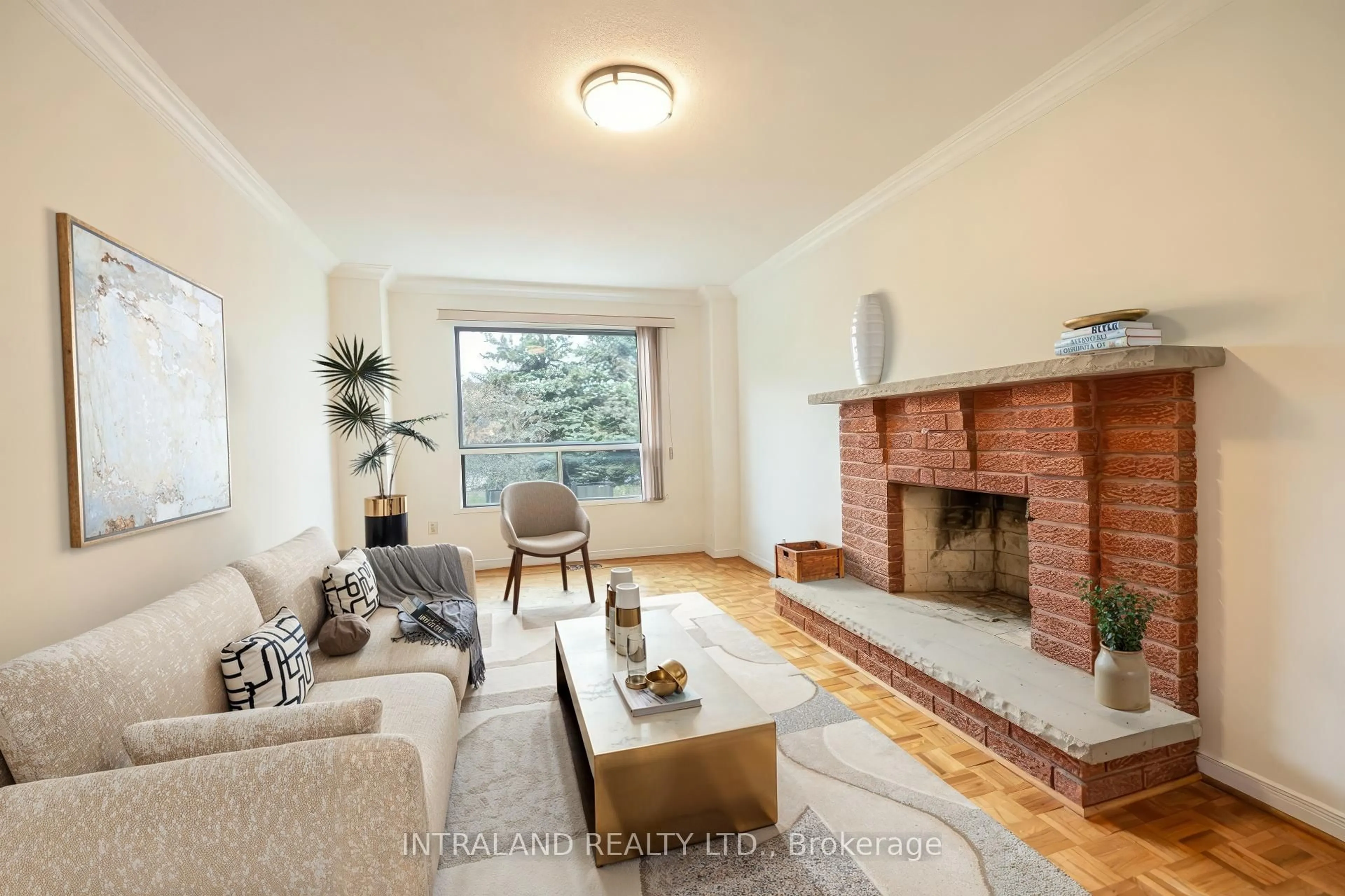 Living room with furniture, unknown for 81 Major Wm Sharpe Dr, Brampton Ontario L6X 3T7
