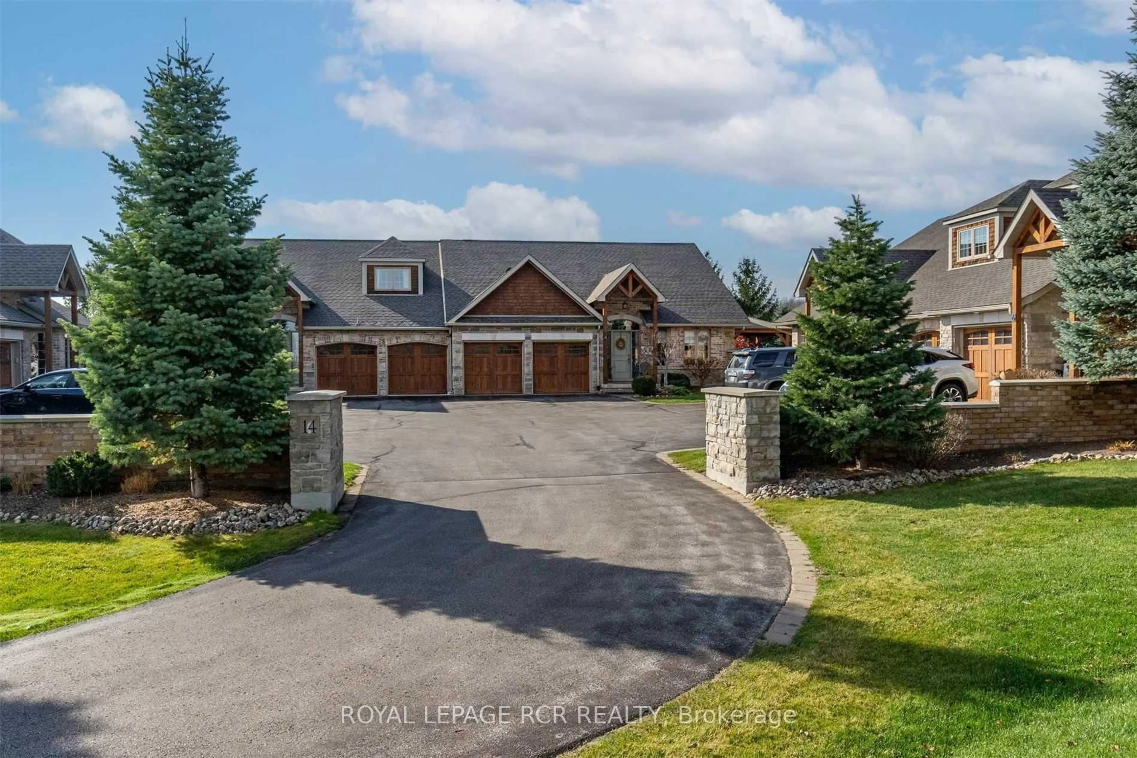 A pic from outside/outdoor area/front of a property/back of a property/a pic from drone, unknown for 14 Zimmerman Dr #4, Caledon Ontario L7E 4C2