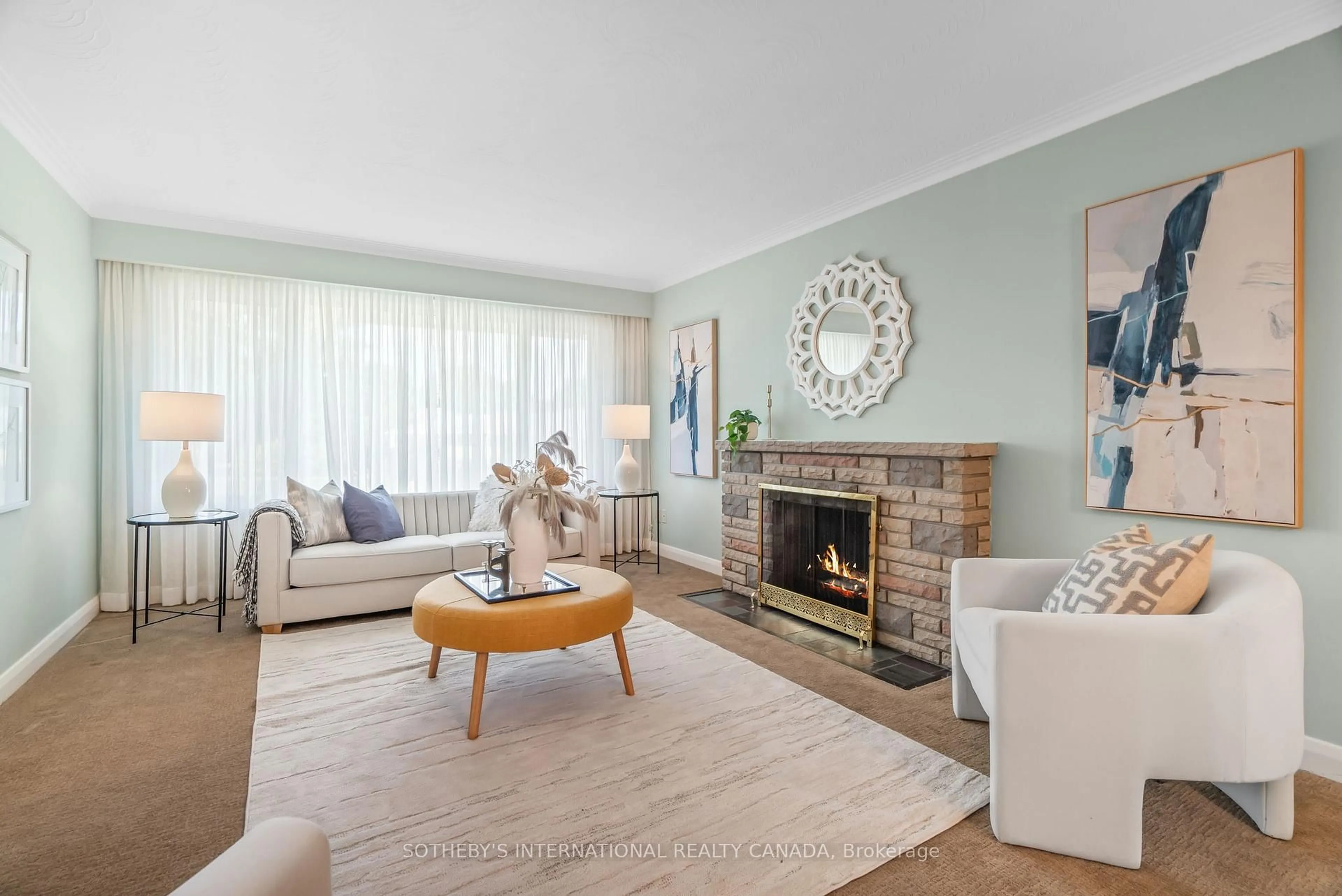 Living room with furniture, unknown for 4 Ruscoe Cres, Toronto Ontario M9P 1P3