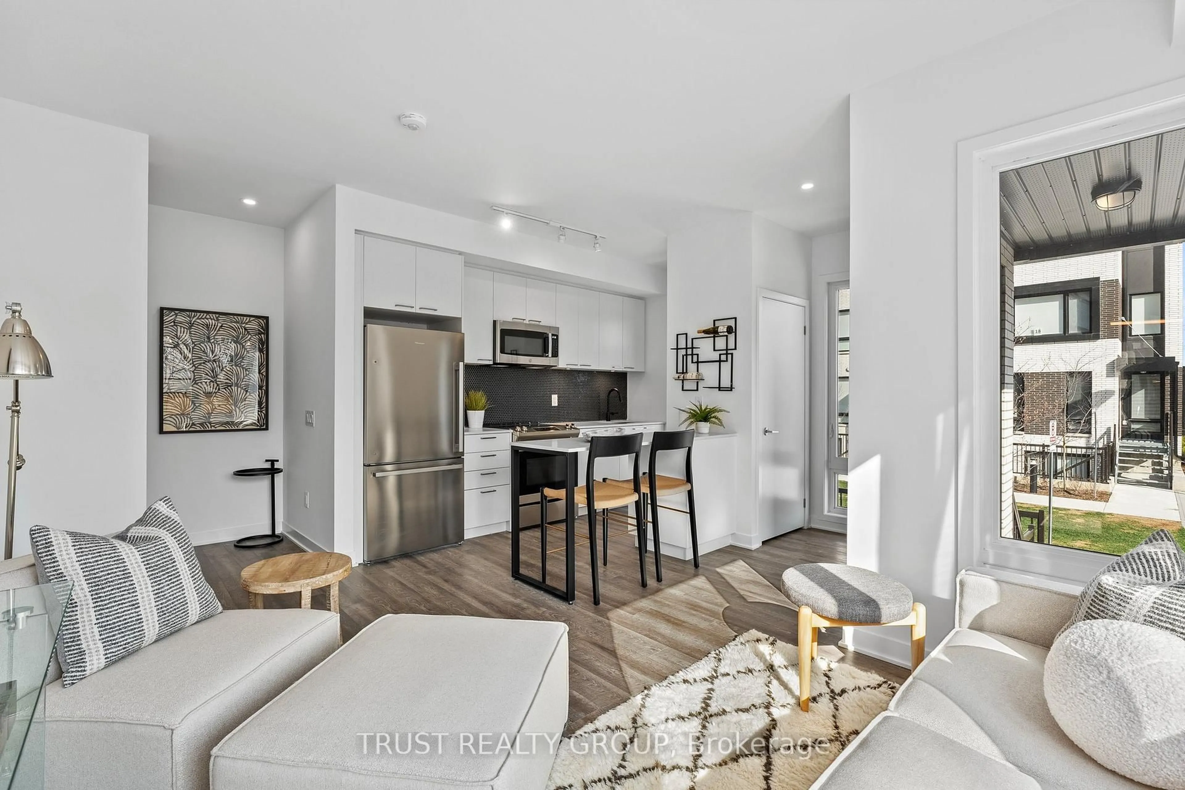 Open concept kitchen, unknown for 10 Ed Clark Gdns #TH16, Toronto Ontario M6N 0C1
