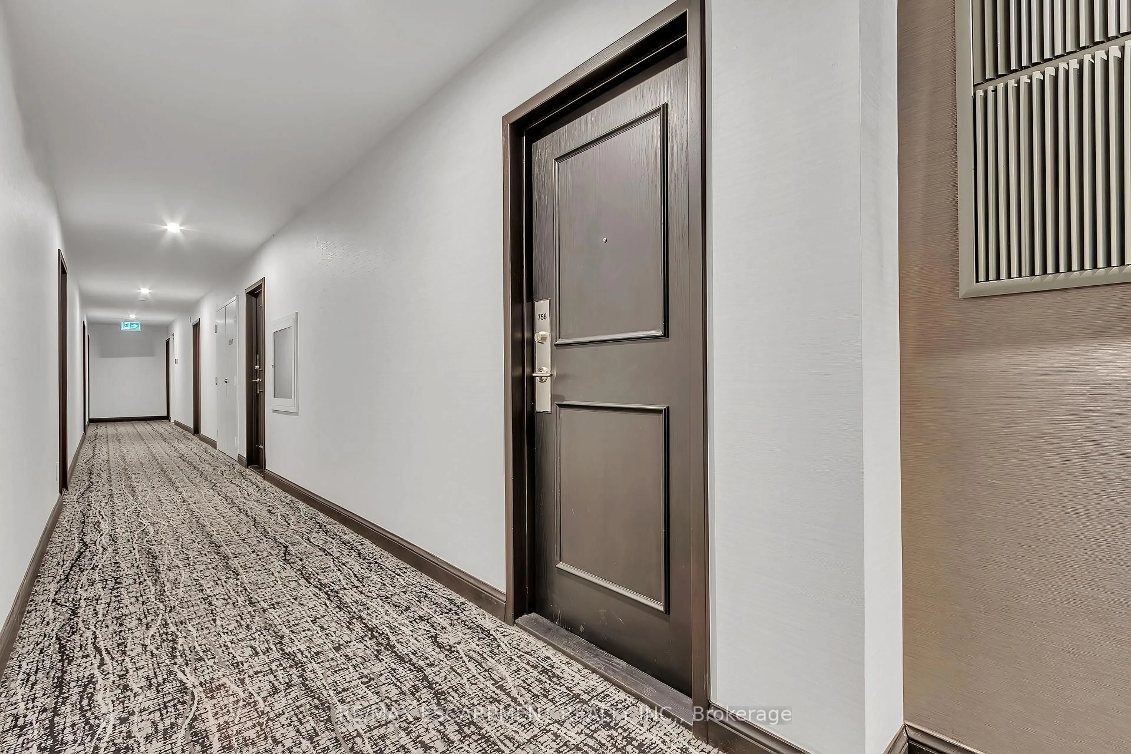 Indoor foyer for 24 Southport St #756, Toronto Ontario M6S 4Z1
