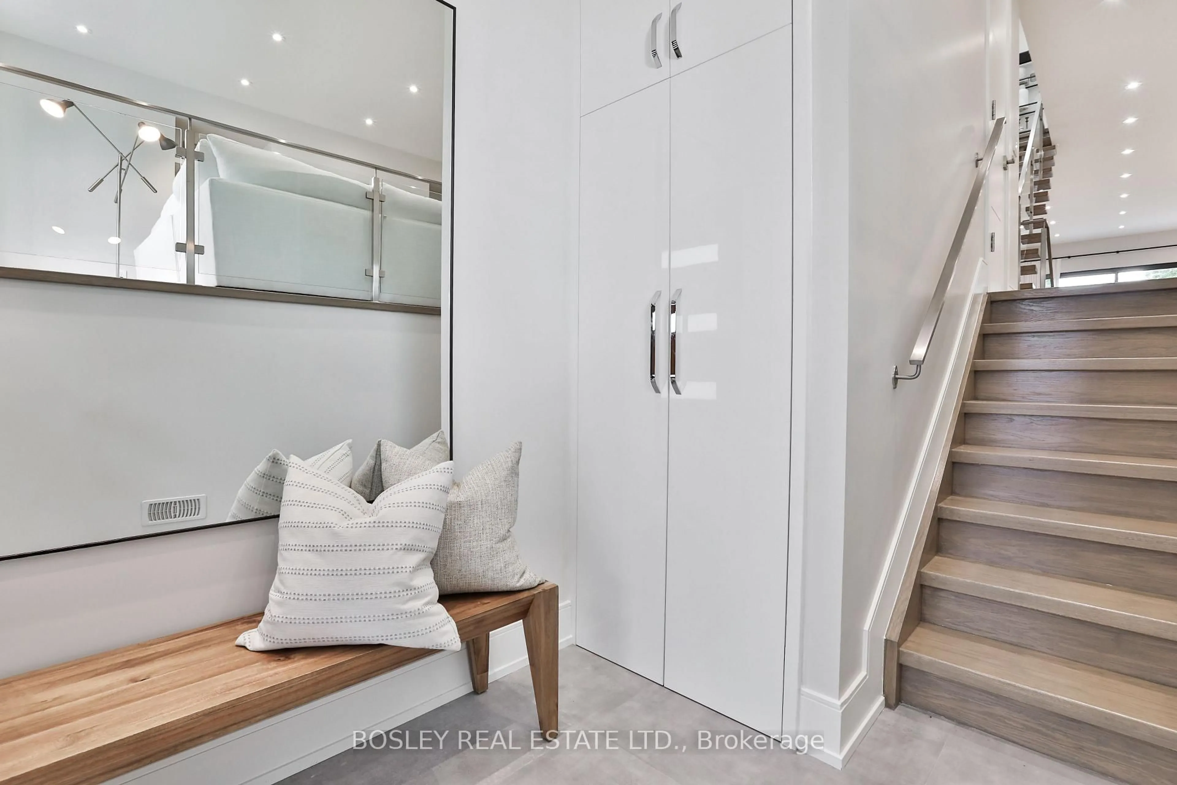 Indoor entryway for 23A Lunness Rd, Toronto Ontario M8W 4M2