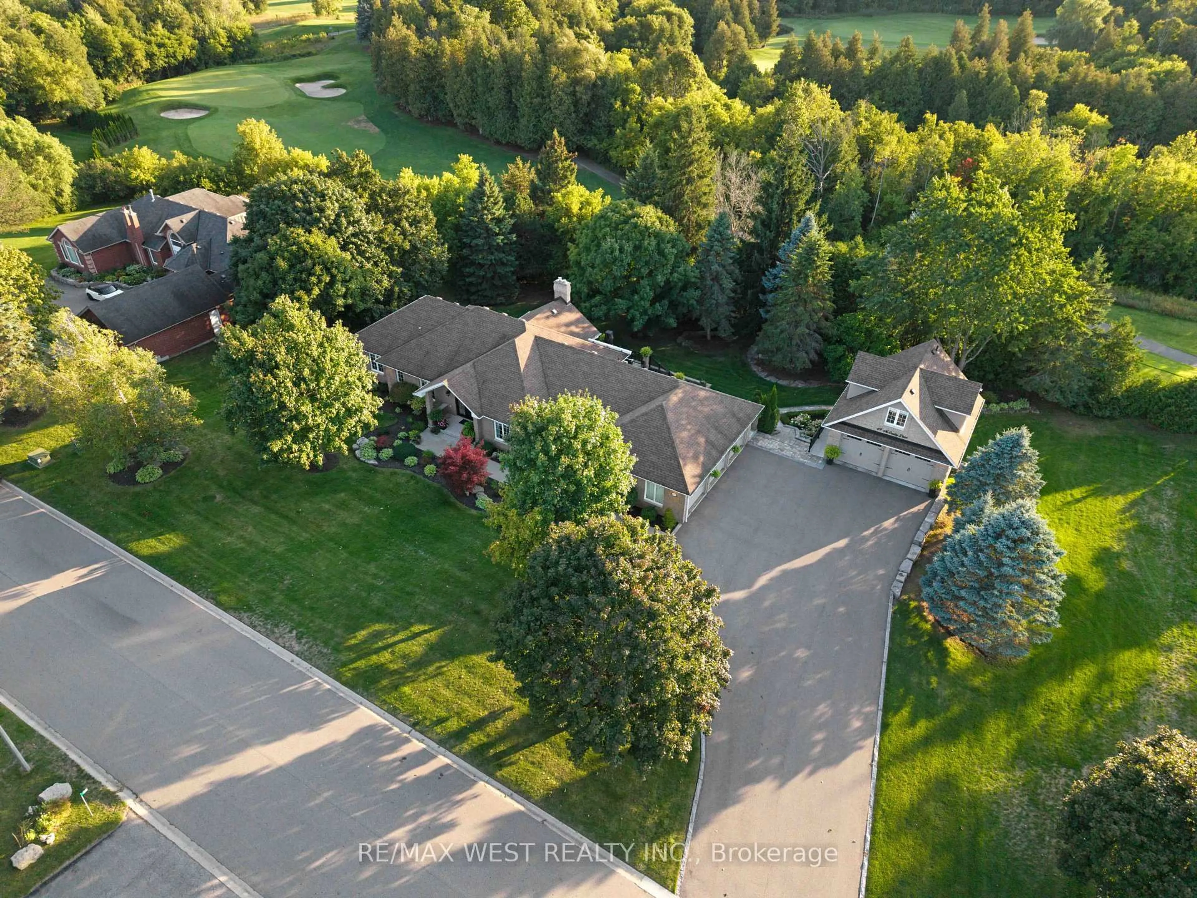 A pic from outside/outdoor area/front of a property/back of a property/a pic from drone, unknown for 49 Mccauley Dr, Caledon Ontario L7E 0B6