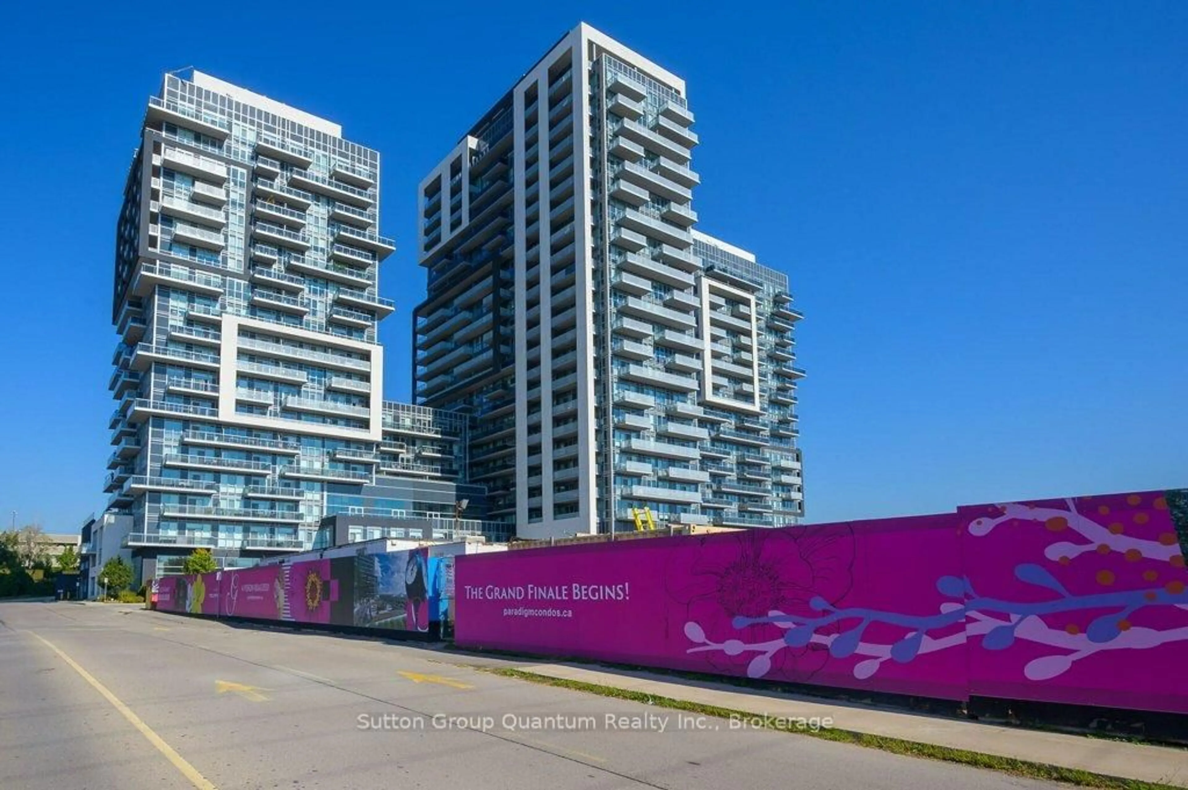Unknown for 2093 Fairview St #2010, Burlington Ontario L7R 0E6