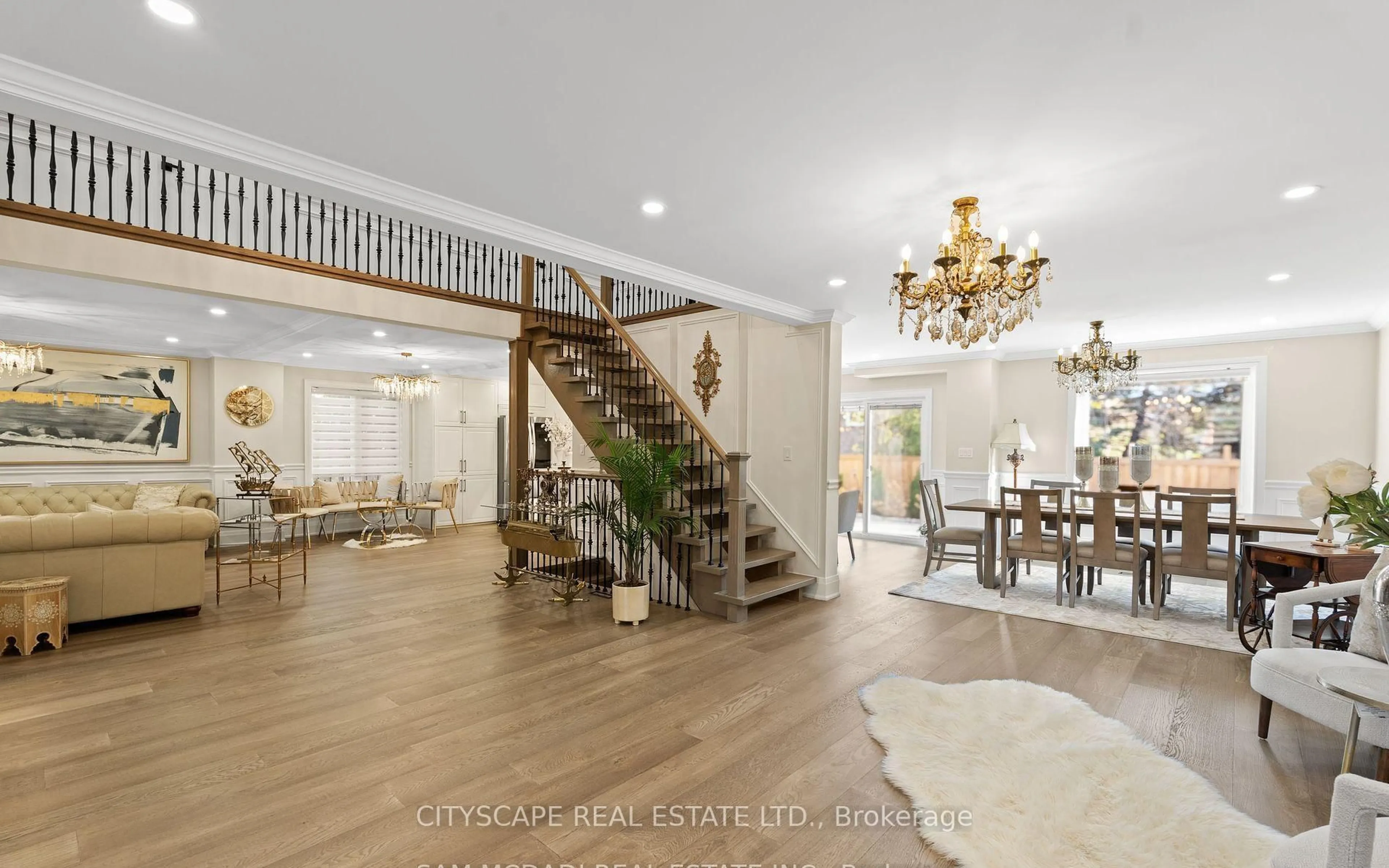 Unknown for 1270 Saginaw Cres, Mississauga Ontario L5H 4B8