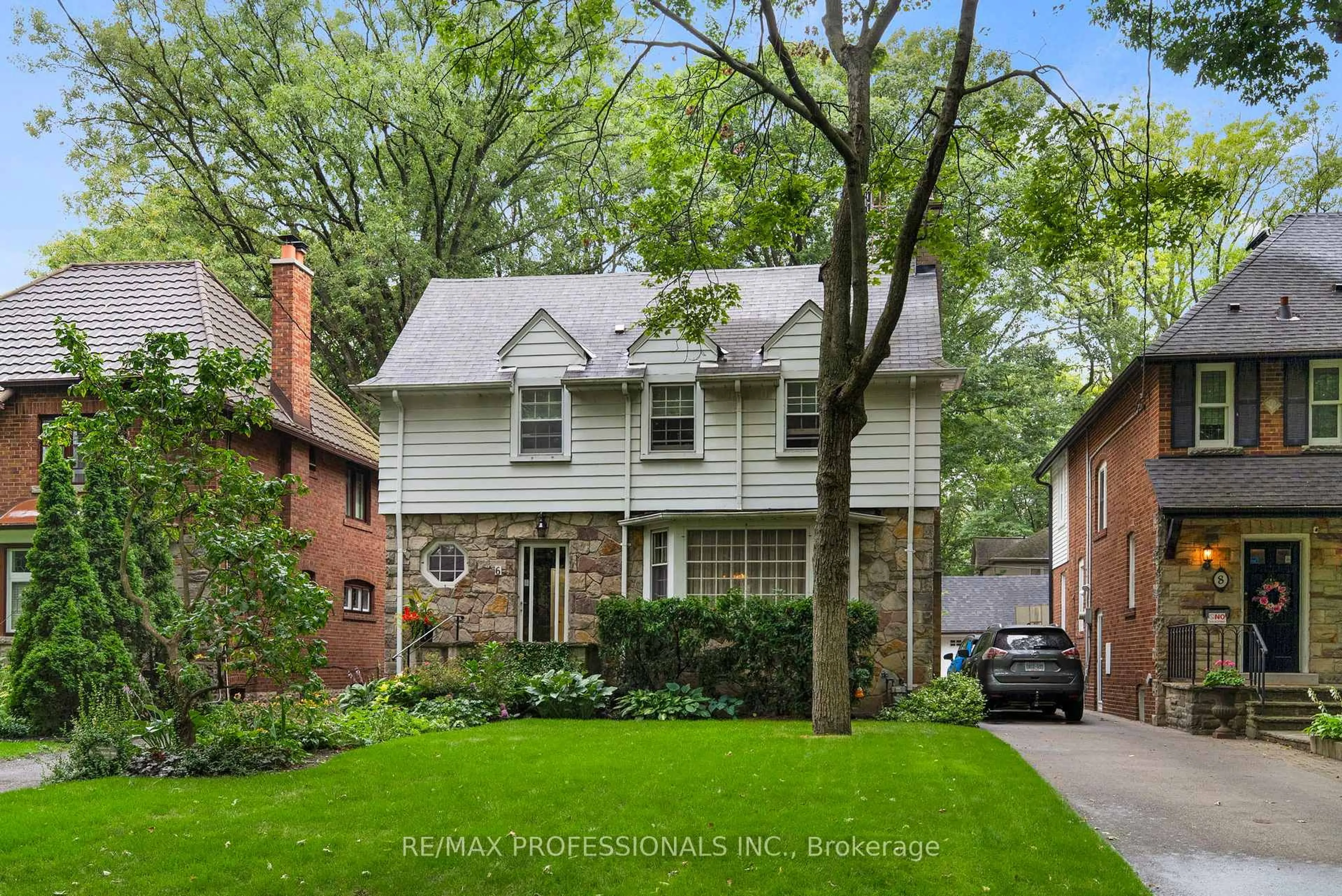 Home with brick exterior material, street for 6 Princeton Rd, Toronto Ontario M8X 2E2