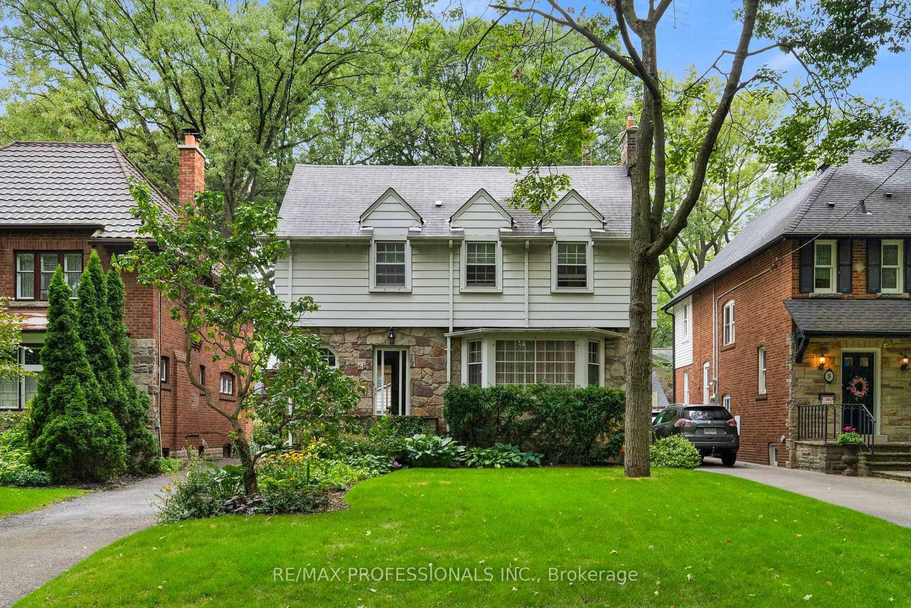 Home with brick exterior material, street for 6 Princeton Rd, Toronto Ontario M8X 2E2