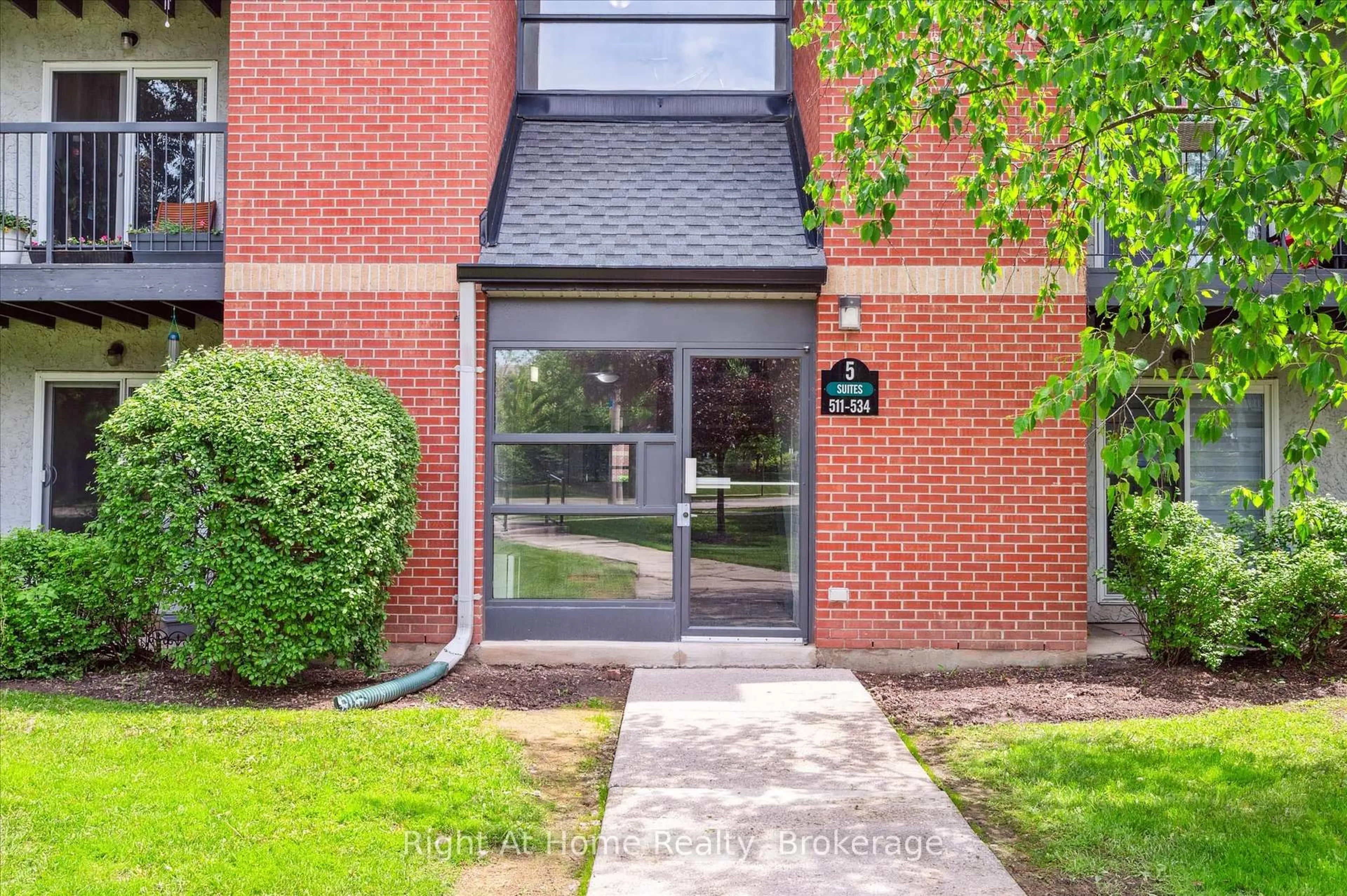 Unknown for 1450 Glen Abbey Gate #534, Oakville Ontario L6M 2V7
