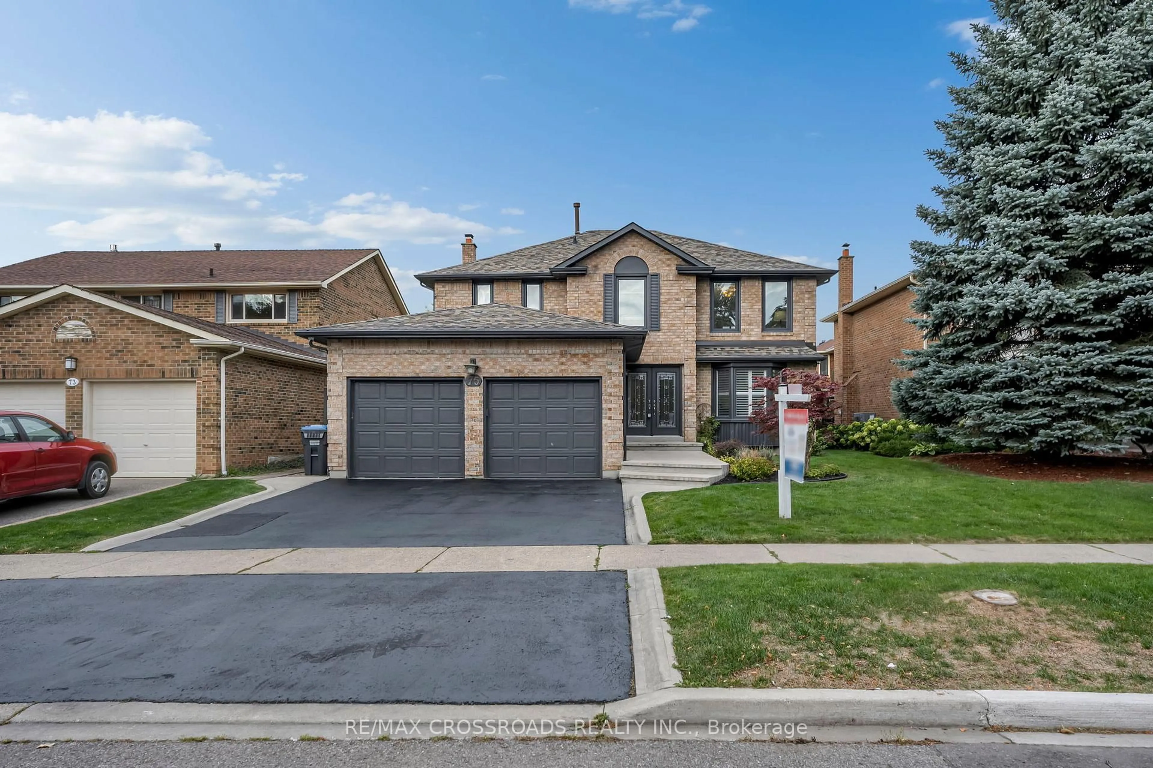 Home with brick exterior material, street for 75 Barr Cres, Brampton Ontario L6Z 3E3