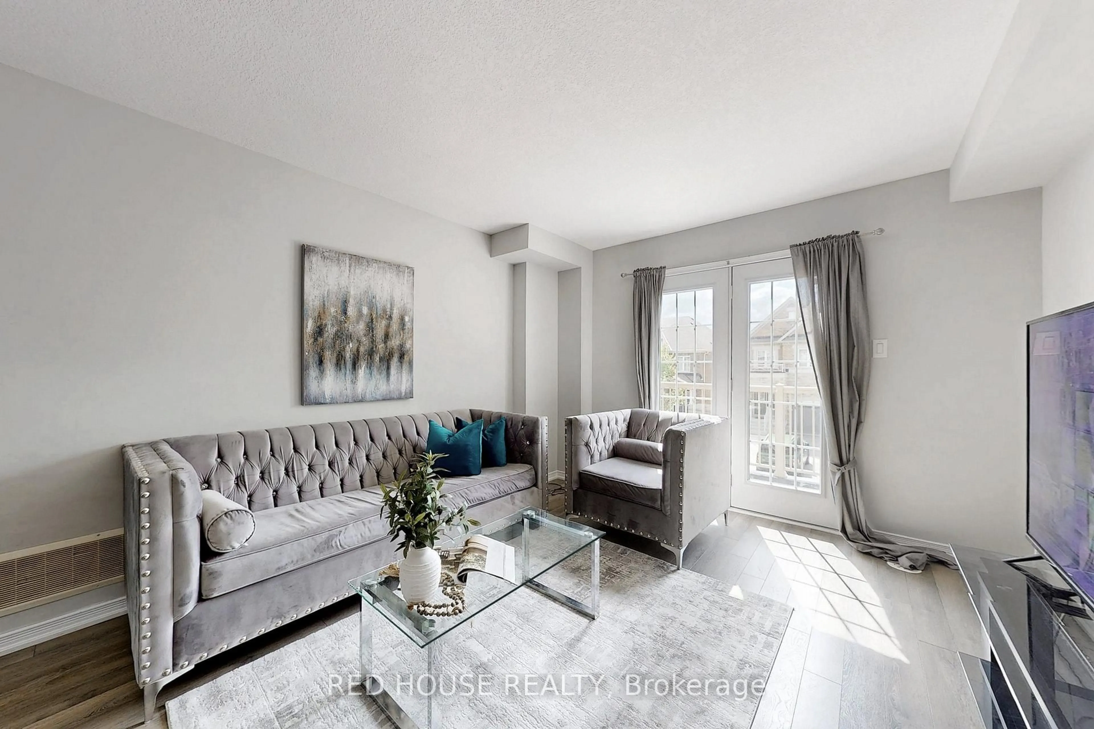 Living room with furniture, unknown for 9 Daylight St, Brampton Ontario L7A 4N5