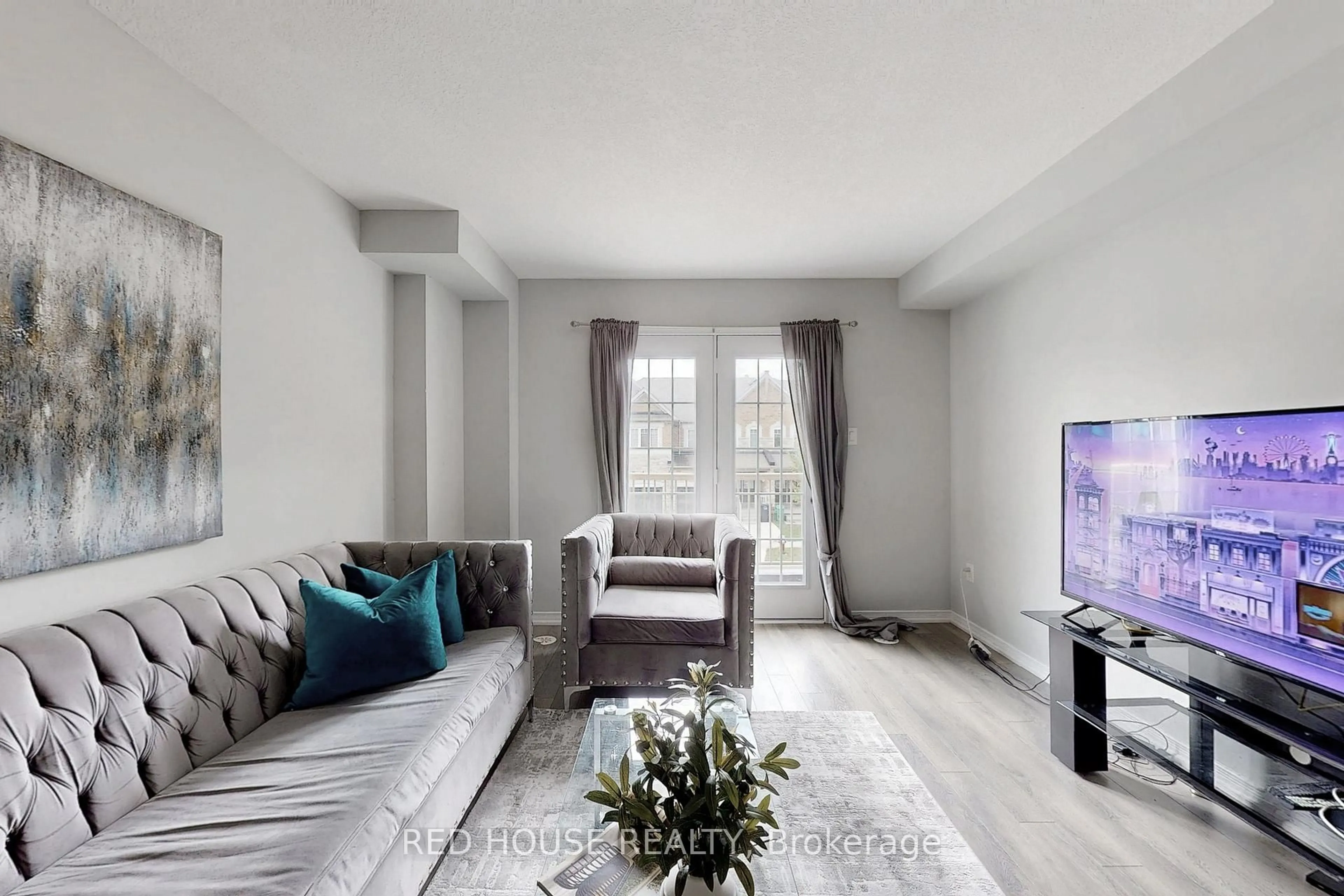 Living room with furniture, unknown for 9 Daylight St, Brampton Ontario L7A 4N5