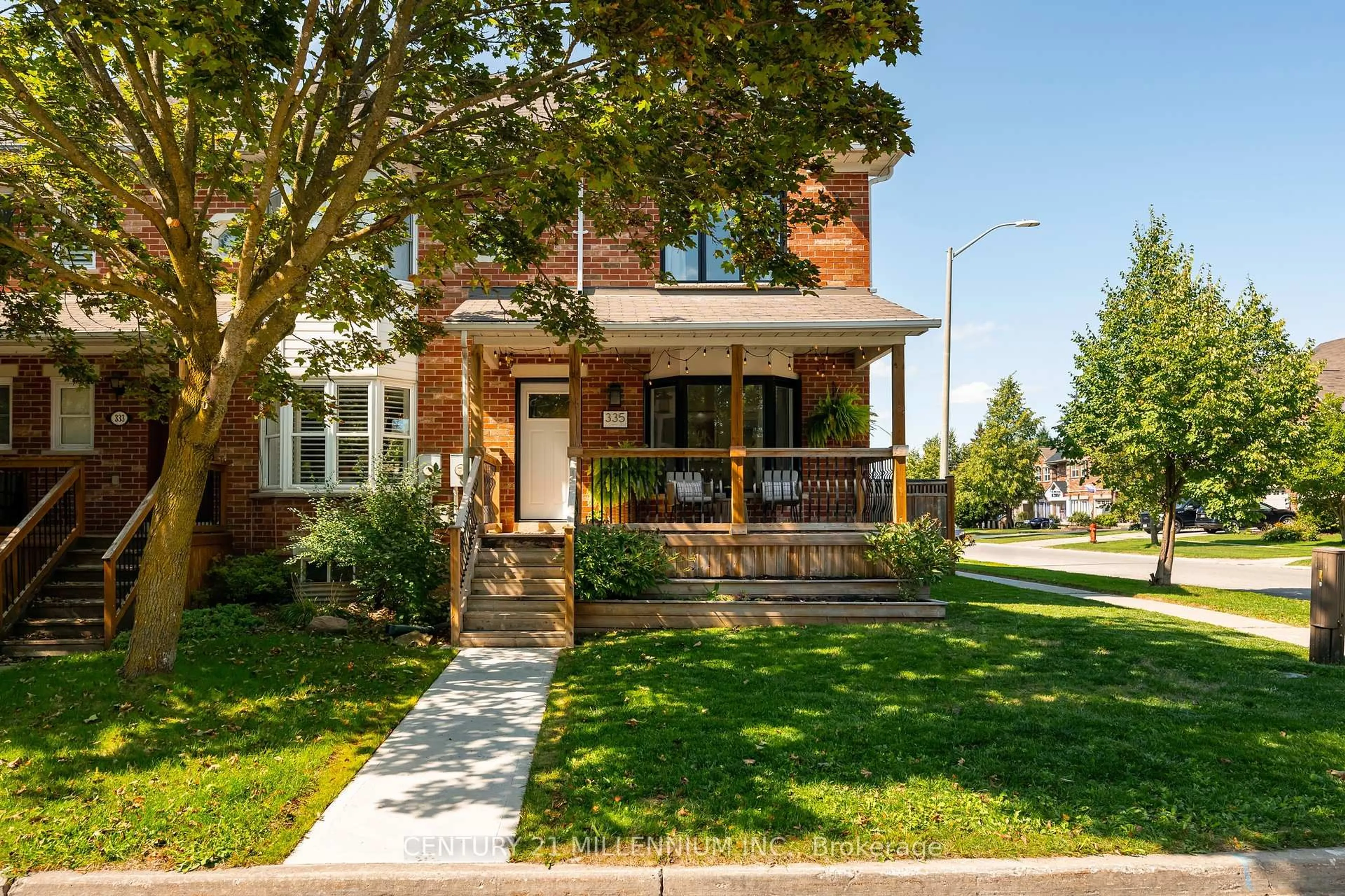 Home with brick exterior material, street for 335 Dogwood St, Orangeville Ontario L9W 4Z7