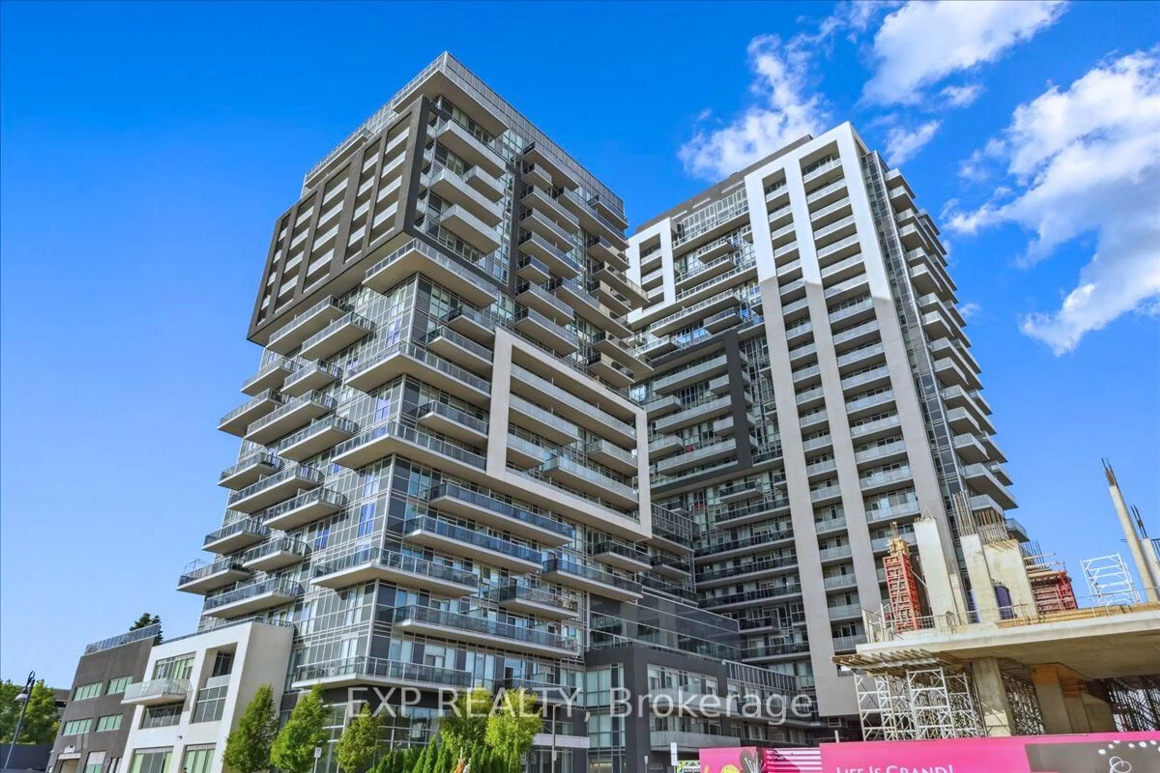 Unknown for 2093 Fairview St #913, Burlington Ontario L7R 0B4