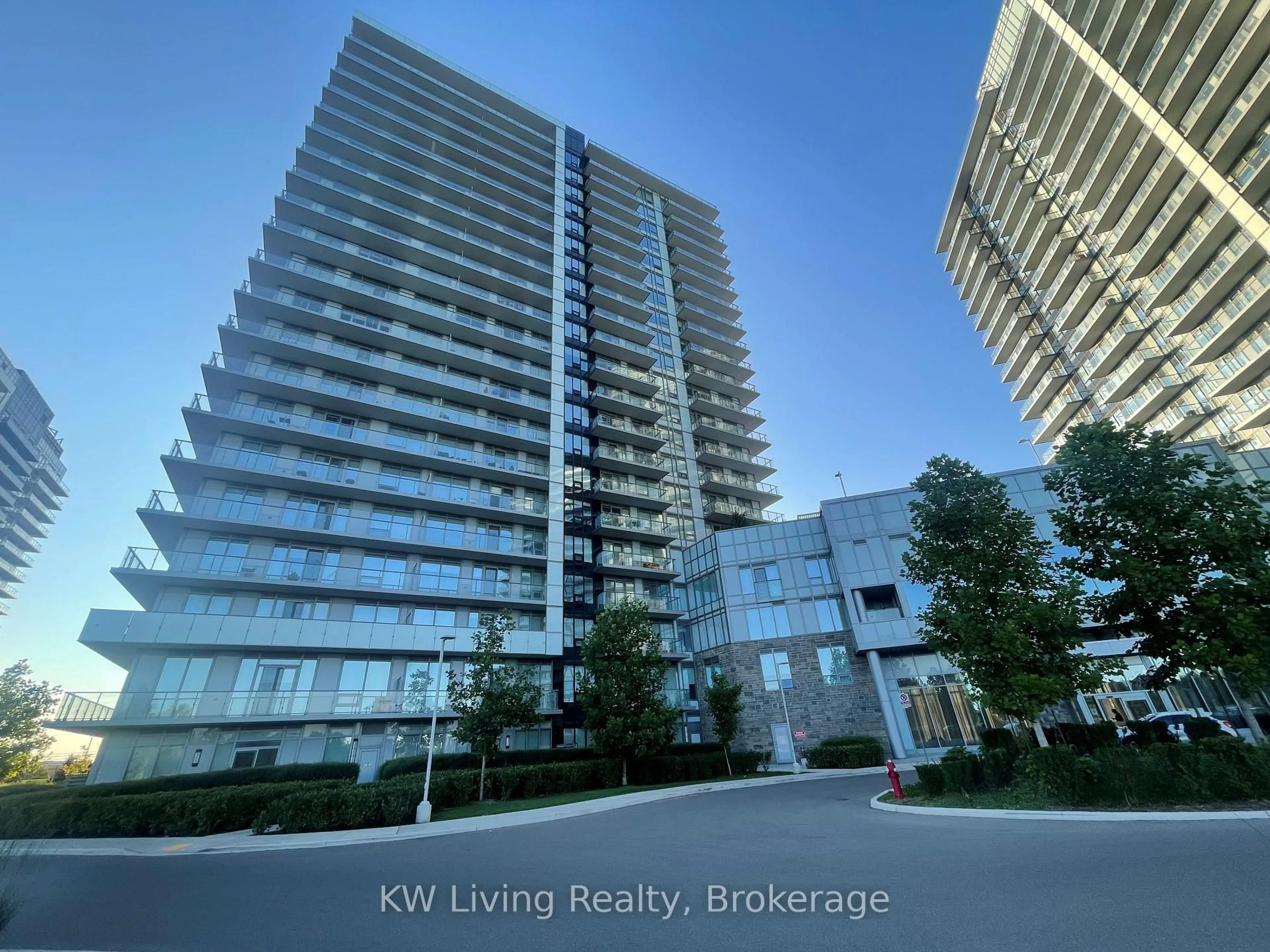 A pic from outside/outdoor area/front of a property/back of a property/a pic from drone, unknown for 4655 Metcalfe Ave #308, Mississauga Ontario L5M 0Z7
