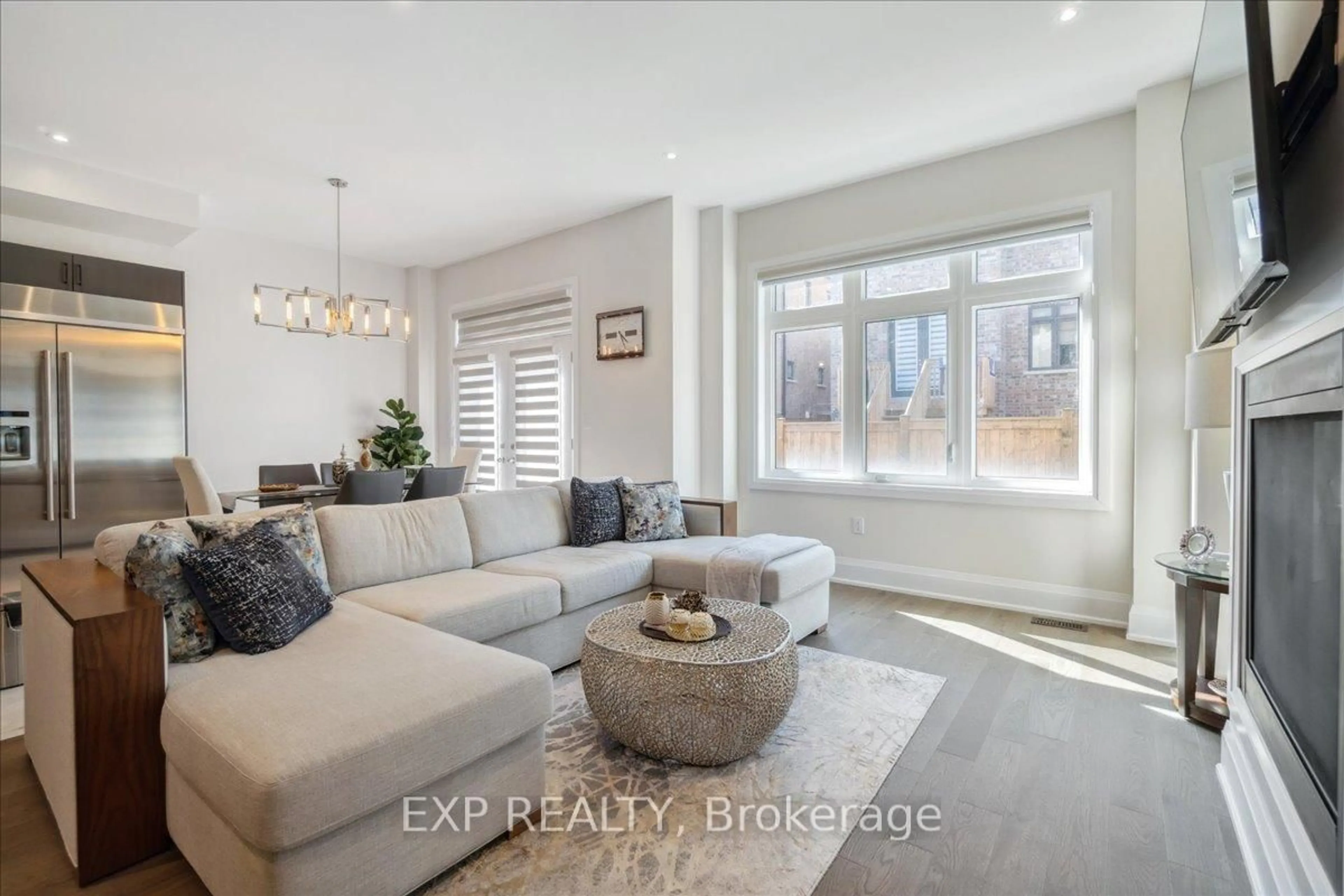 Living room with furniture, unknown for 79 Mevira Gdns, Oakville Ontario L6H 7C5