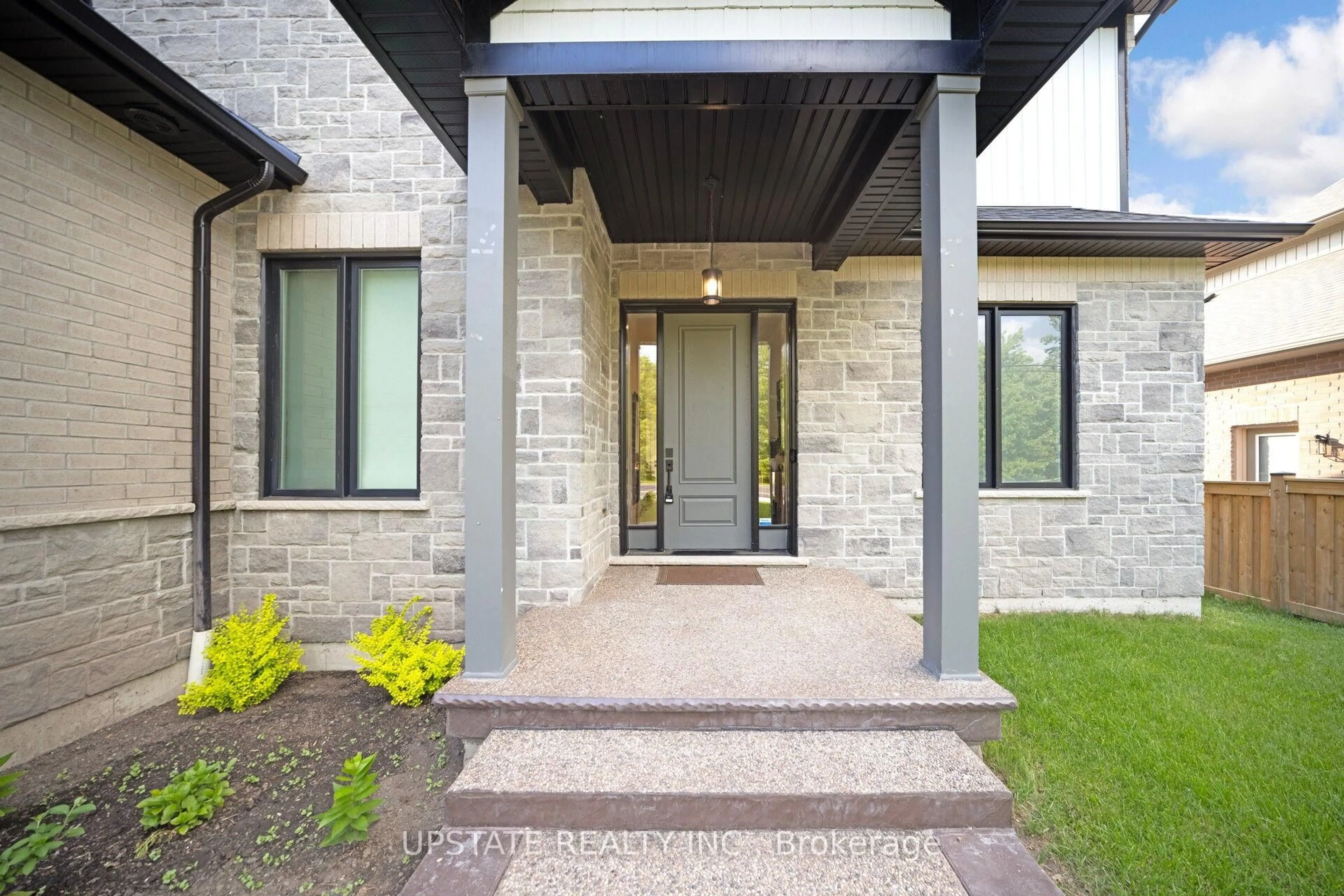 Unknown for 656 Bush St, Caledon Ontario L7K 0E5