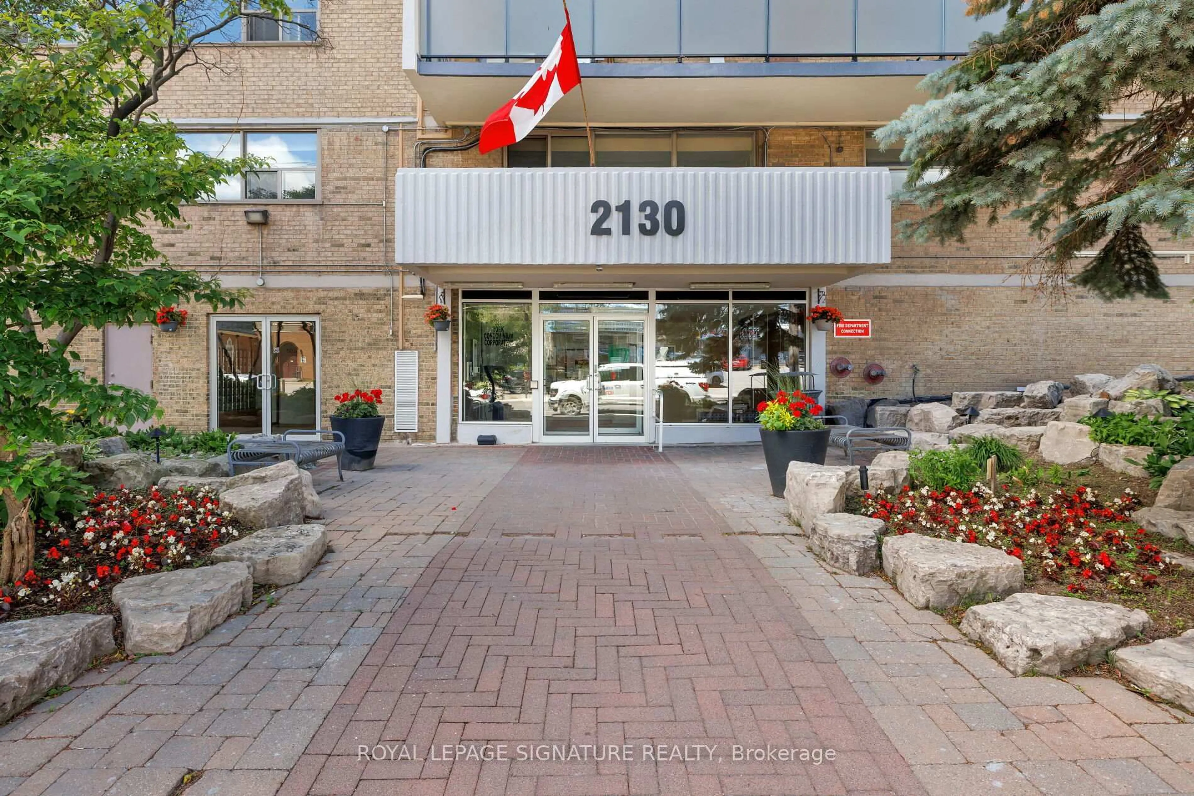 Unknown for 2130 Weston Rd #PH5, Toronto Ontario M9N 3R9
