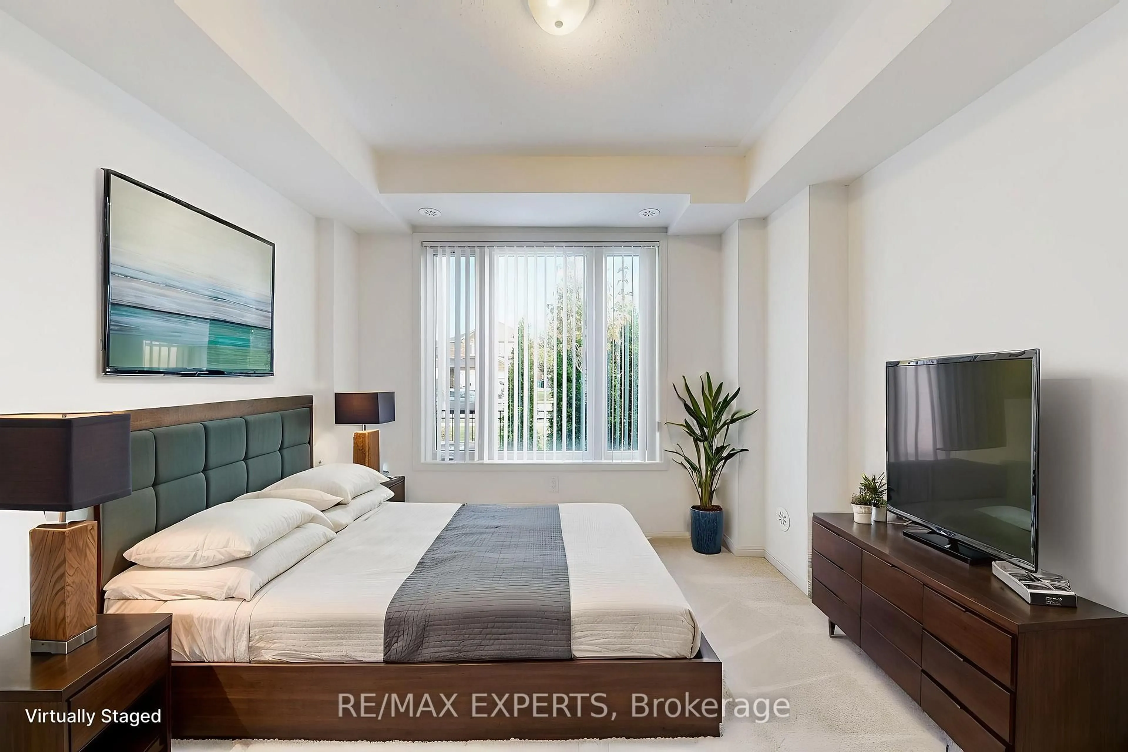 A pic of a room for 250 Sunny Meadow Blvd #33, Brampton Ontario L6R 3Y7