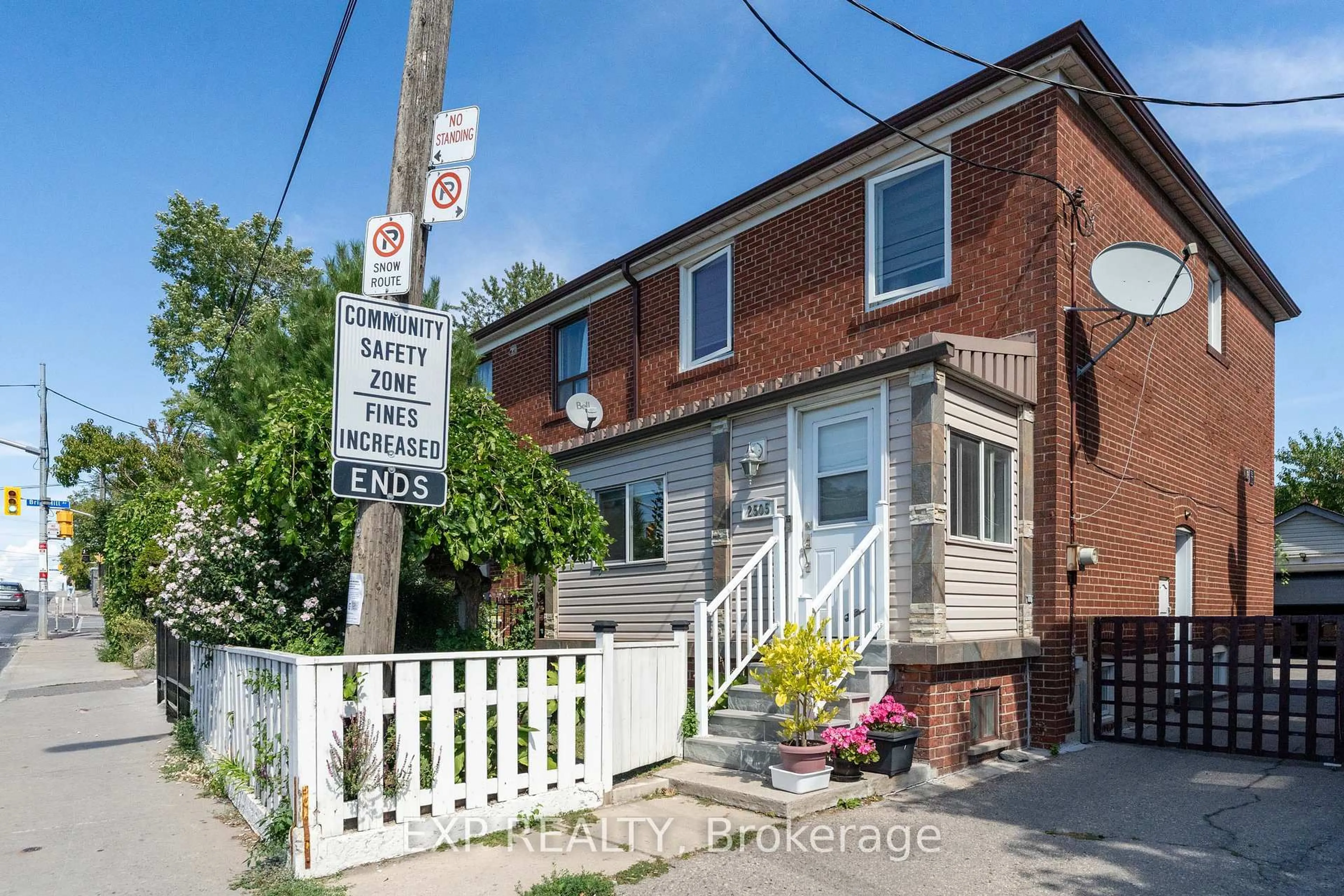 Home with brick exterior material, street for 2505 Dufferin St, Toronto Ontario M6B 3R3