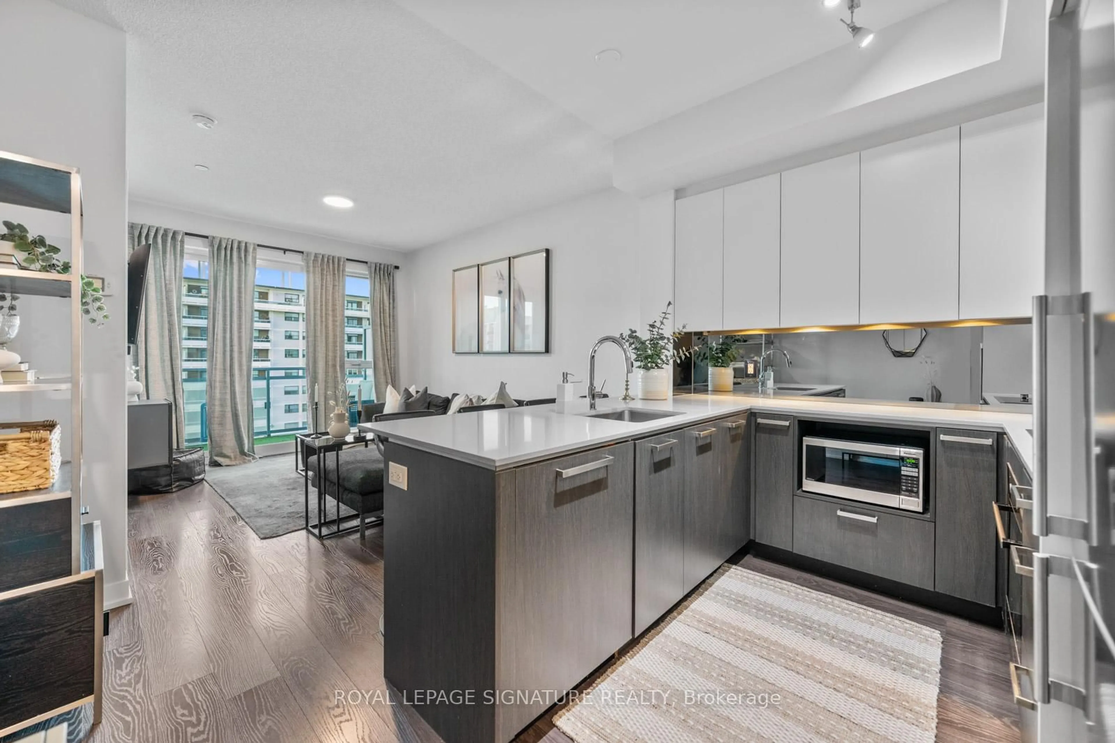 Open concept kitchen, unknown for 1830 Bloor St #1219, Toronto Ontario M6P 0A2