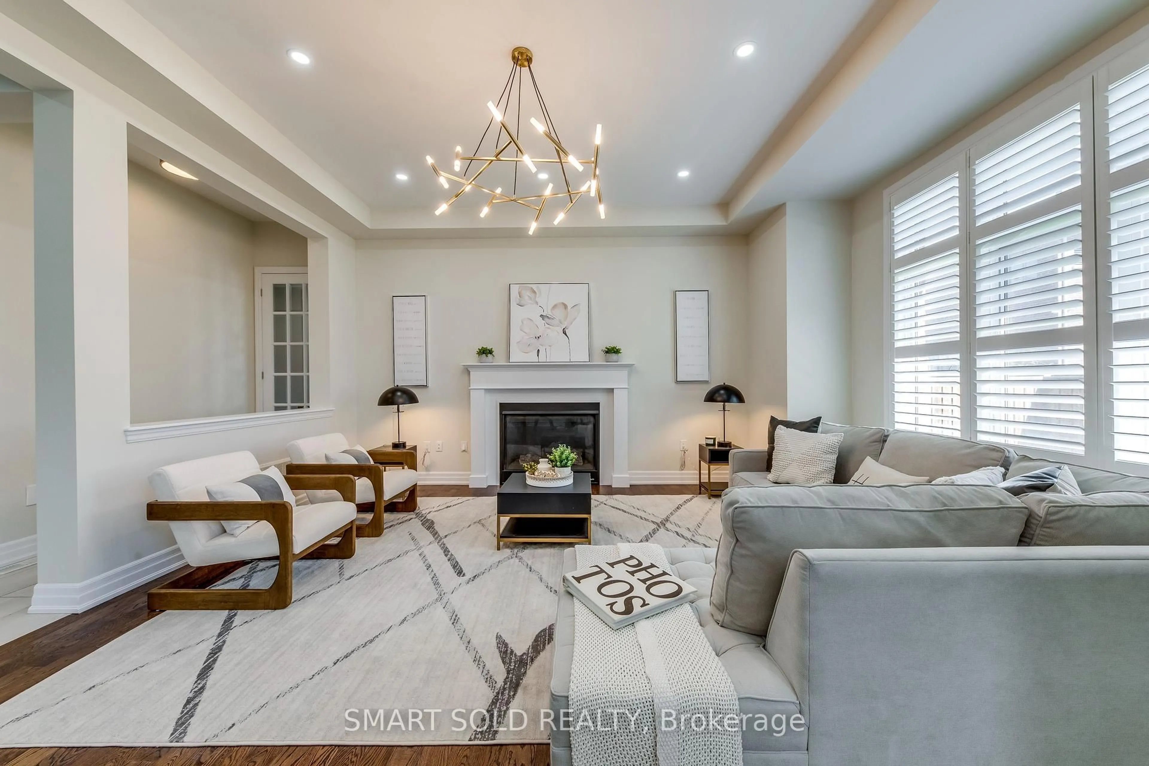 Living room with furniture, ceramic/tile floor for 3263 Donald Mackay St, Oakville Ontario L6M 0T1