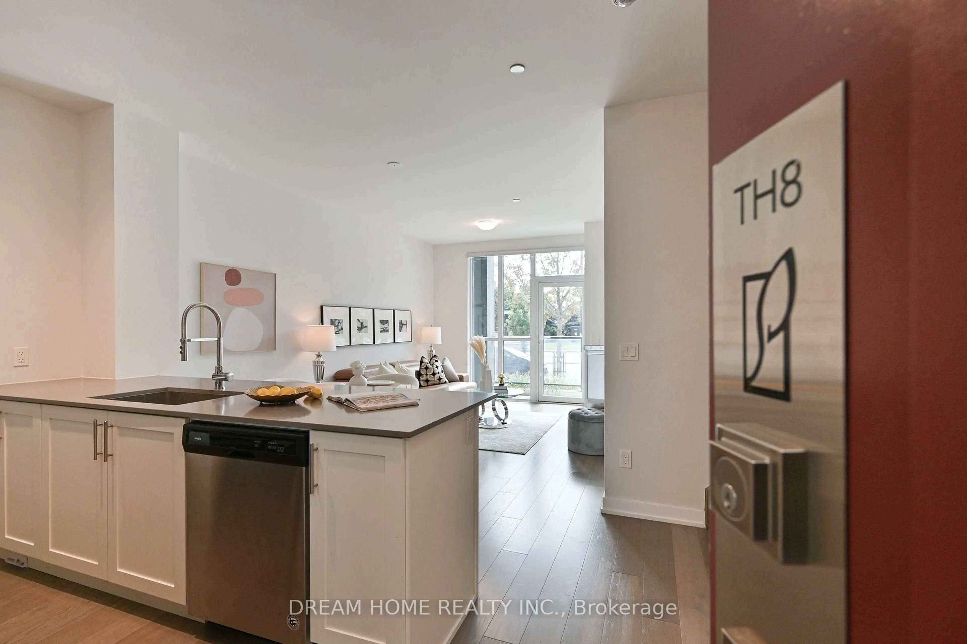Open concept kitchen, unknown for 4055 Parkside village Dr #TH8, Mississauga Ontario L5B 0K8