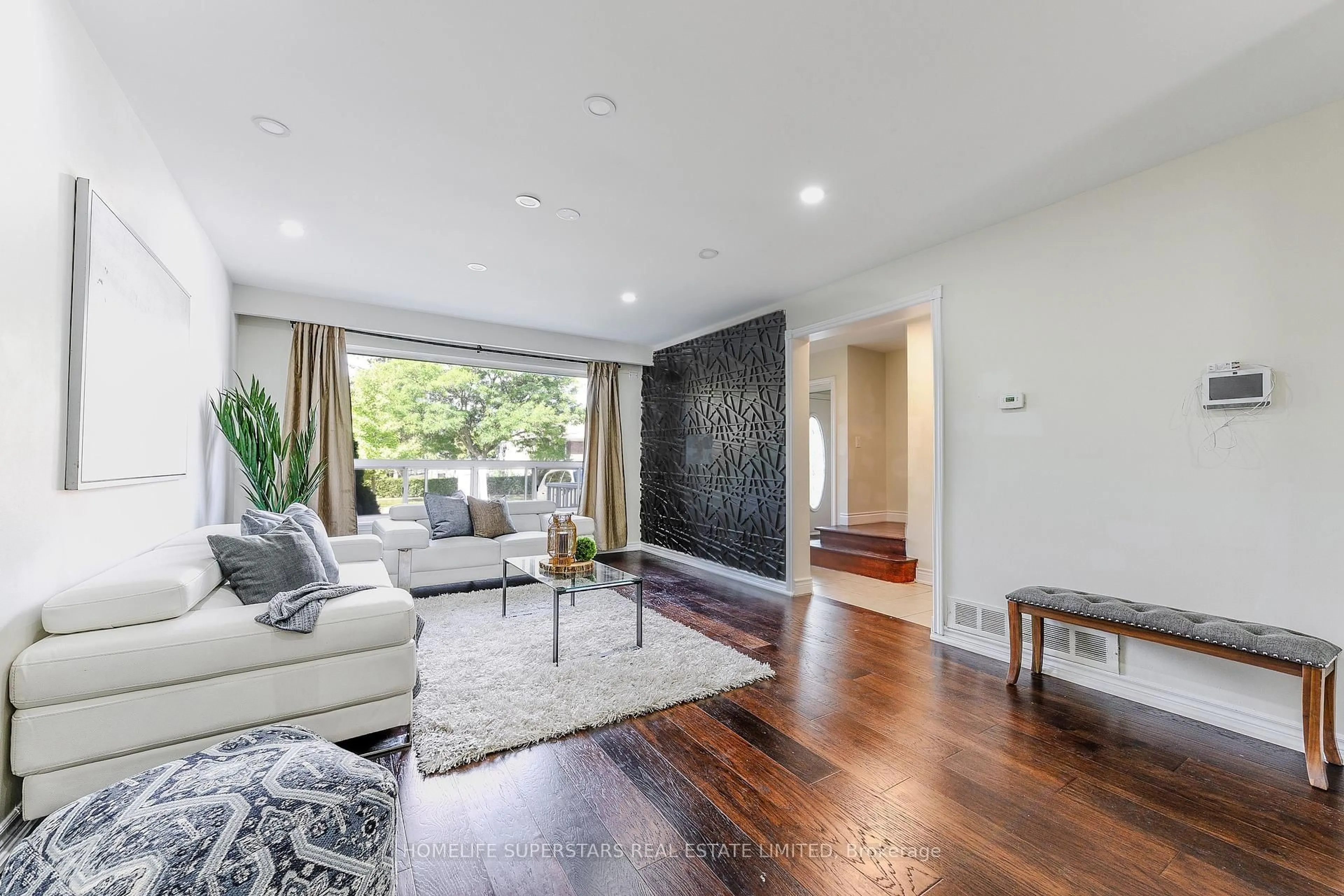 Living room with furniture, unknown for 3 Lightwood Dr, Toronto Ontario M9V 2Z1