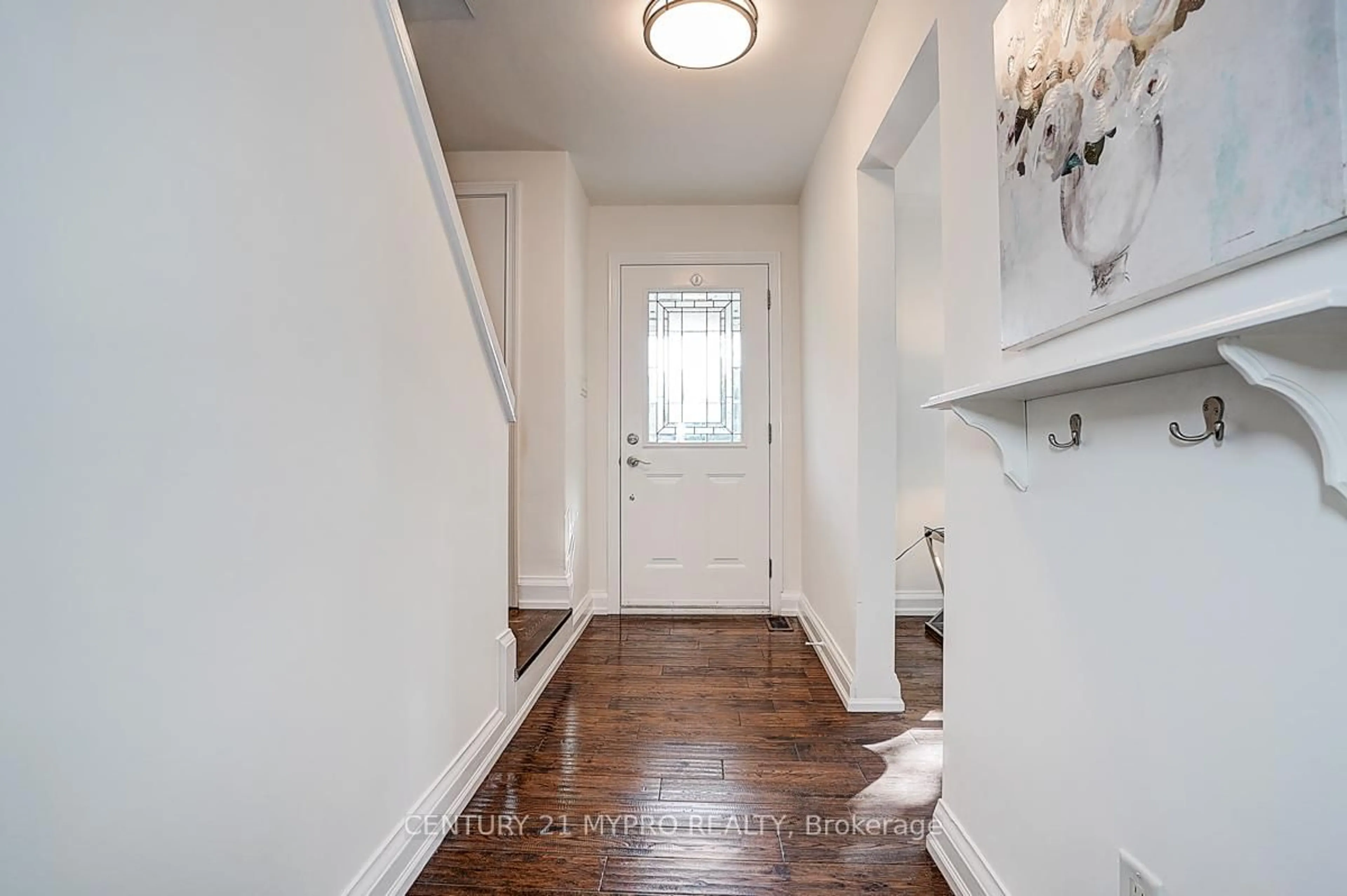 Indoor entryway for 24 Gair Dr, Toronto Ontario M8W 4P4