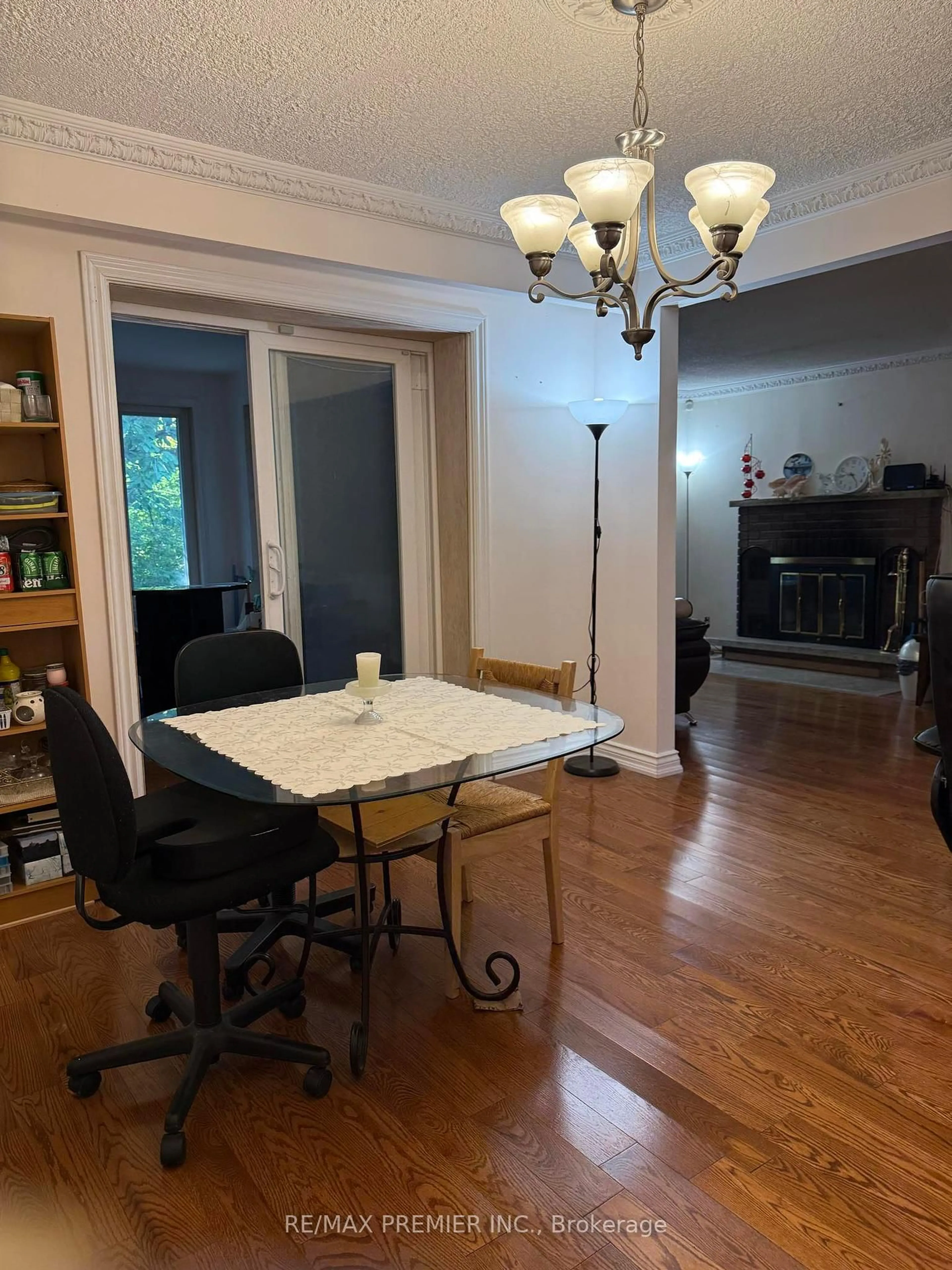 Dining room, unknown for 37 Dee Ave, Toronto Ontario M9N 1S8