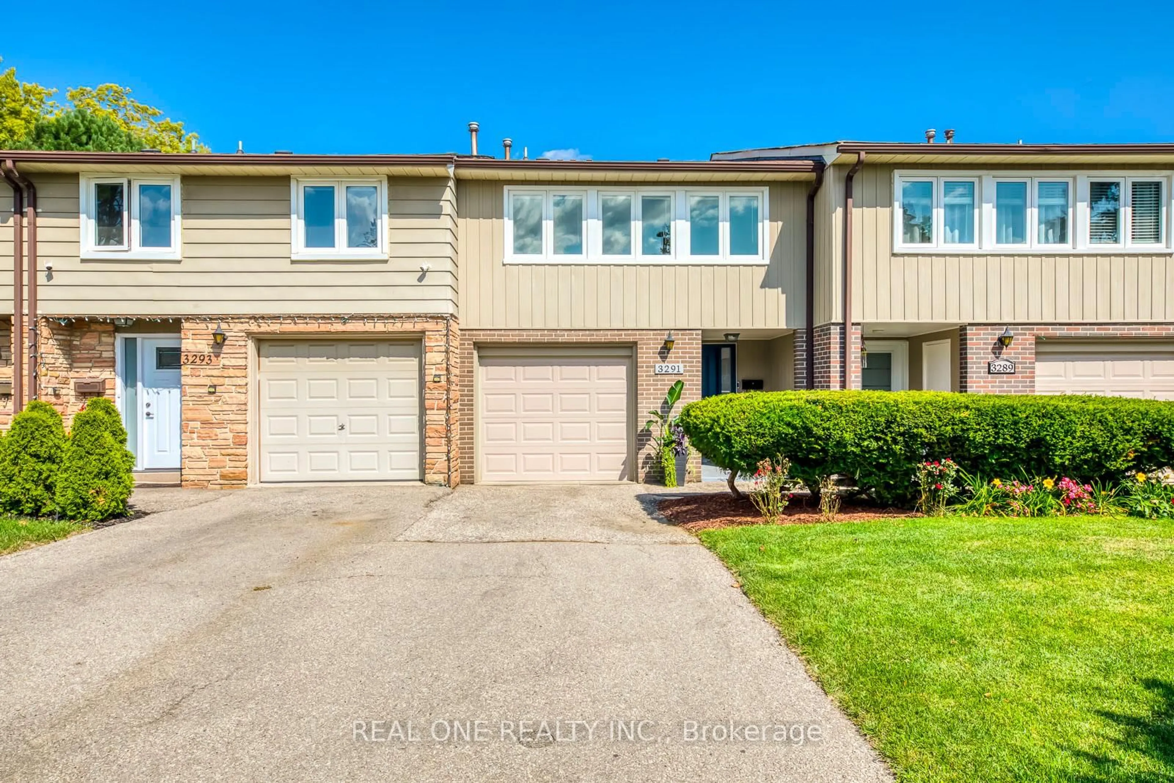 Unknown for 3291 FIELDGATE Dr, Mississauga Ontario L4X 2H9