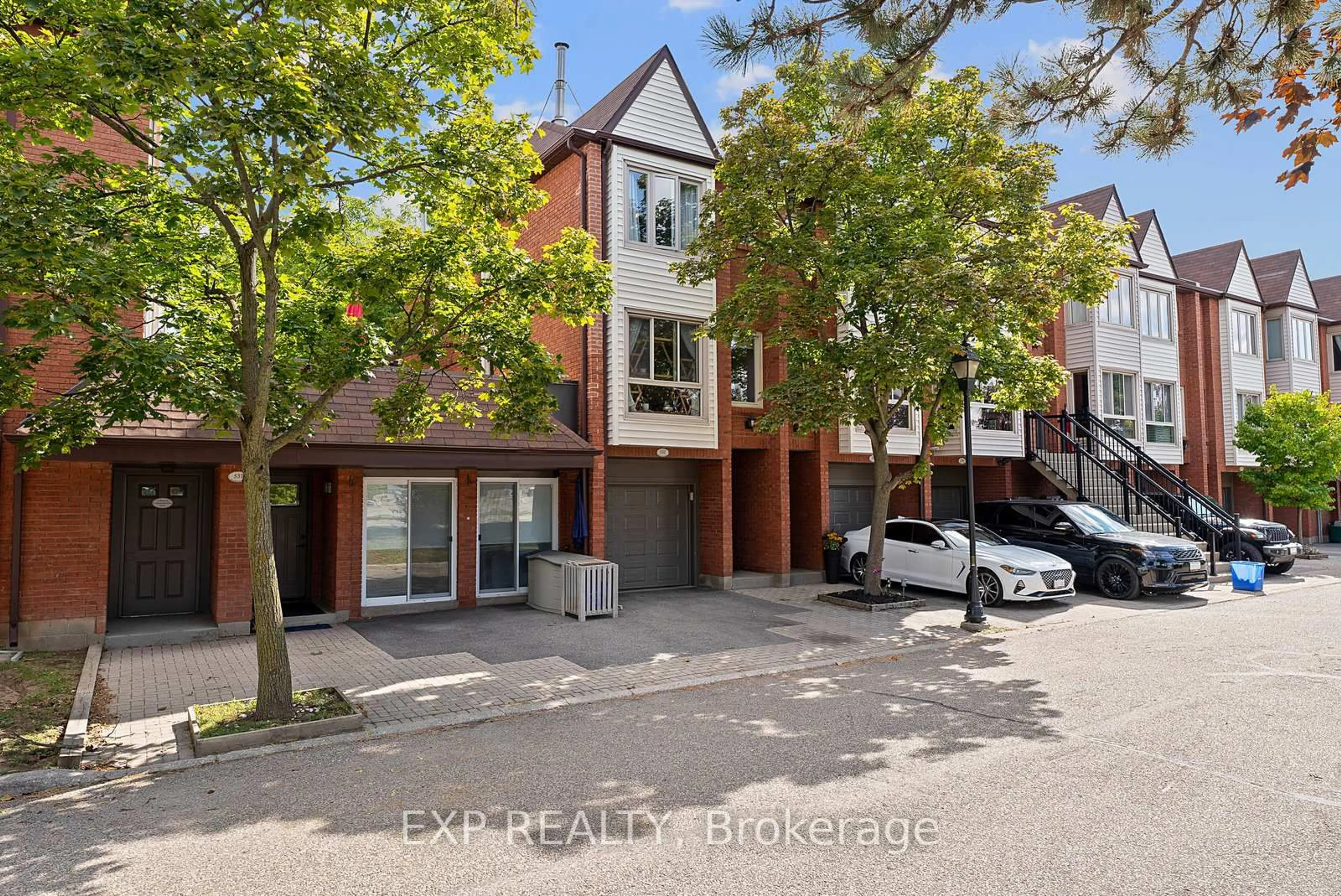A pic from outside/outdoor area/front of a property/back of a property/a pic from drone, street for 895 Maple Ave #532, Burlington Ontario L7S 2H7