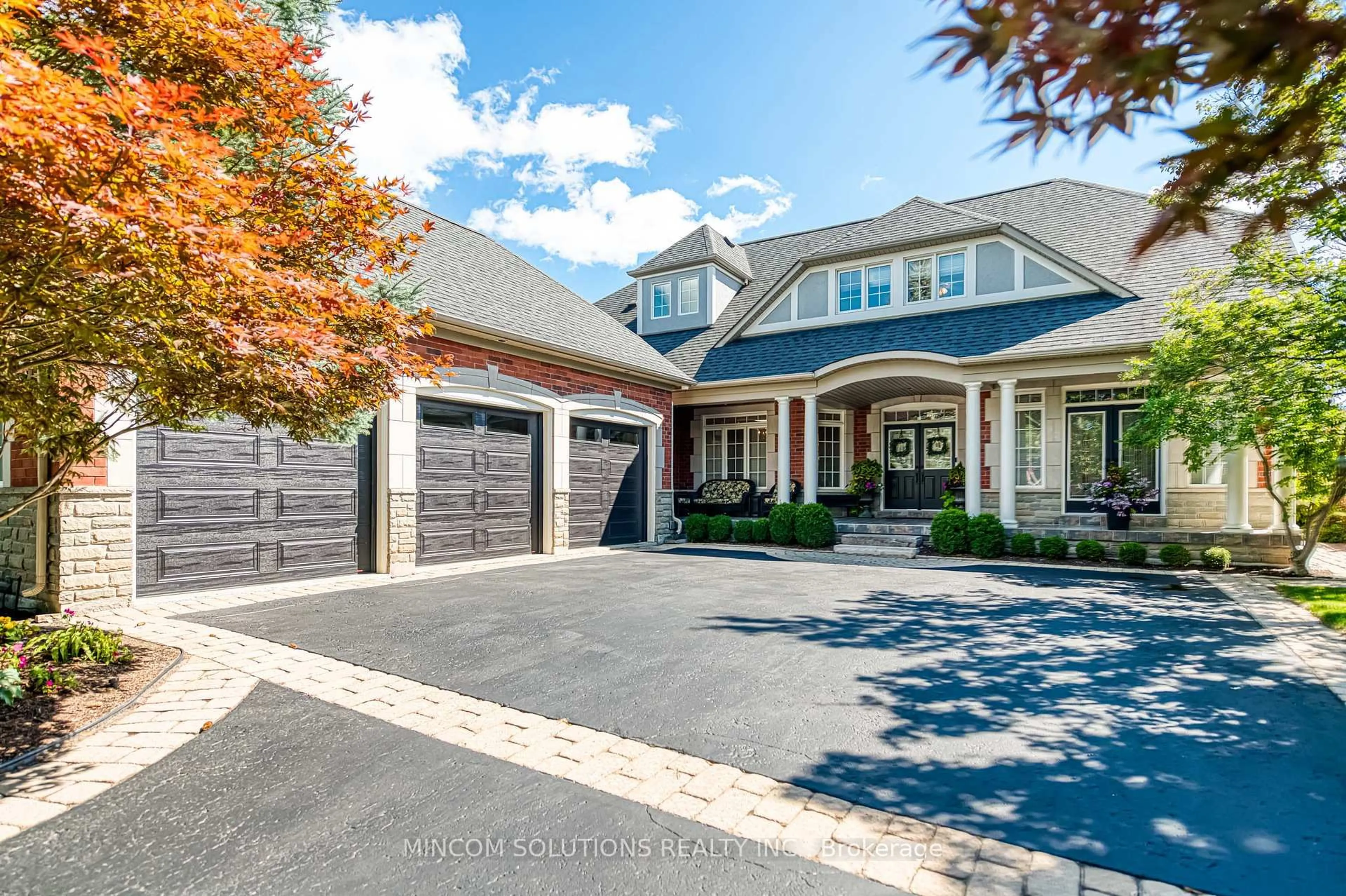 Home with brick exterior material, street for 35 Links Lane, Brampton Ontario L6Y 5H2