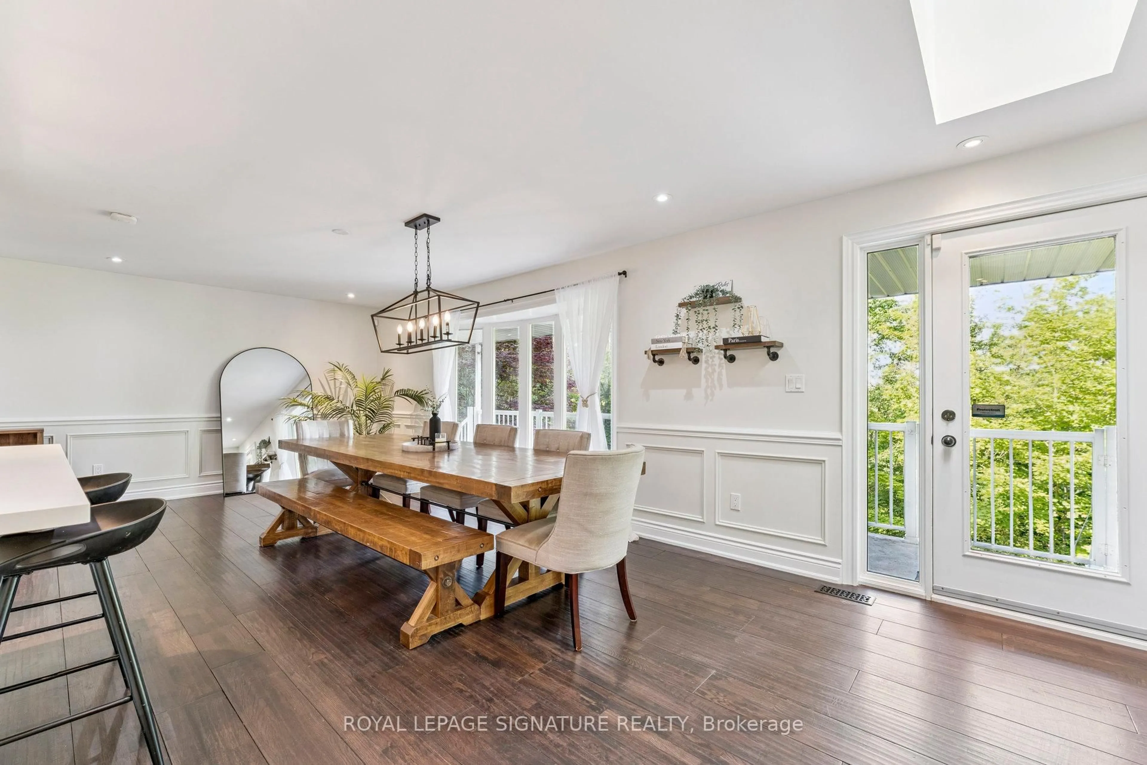 Dining room, unknown for 11998 Fourth Line, Halton Hills Ontario L7J 2M1