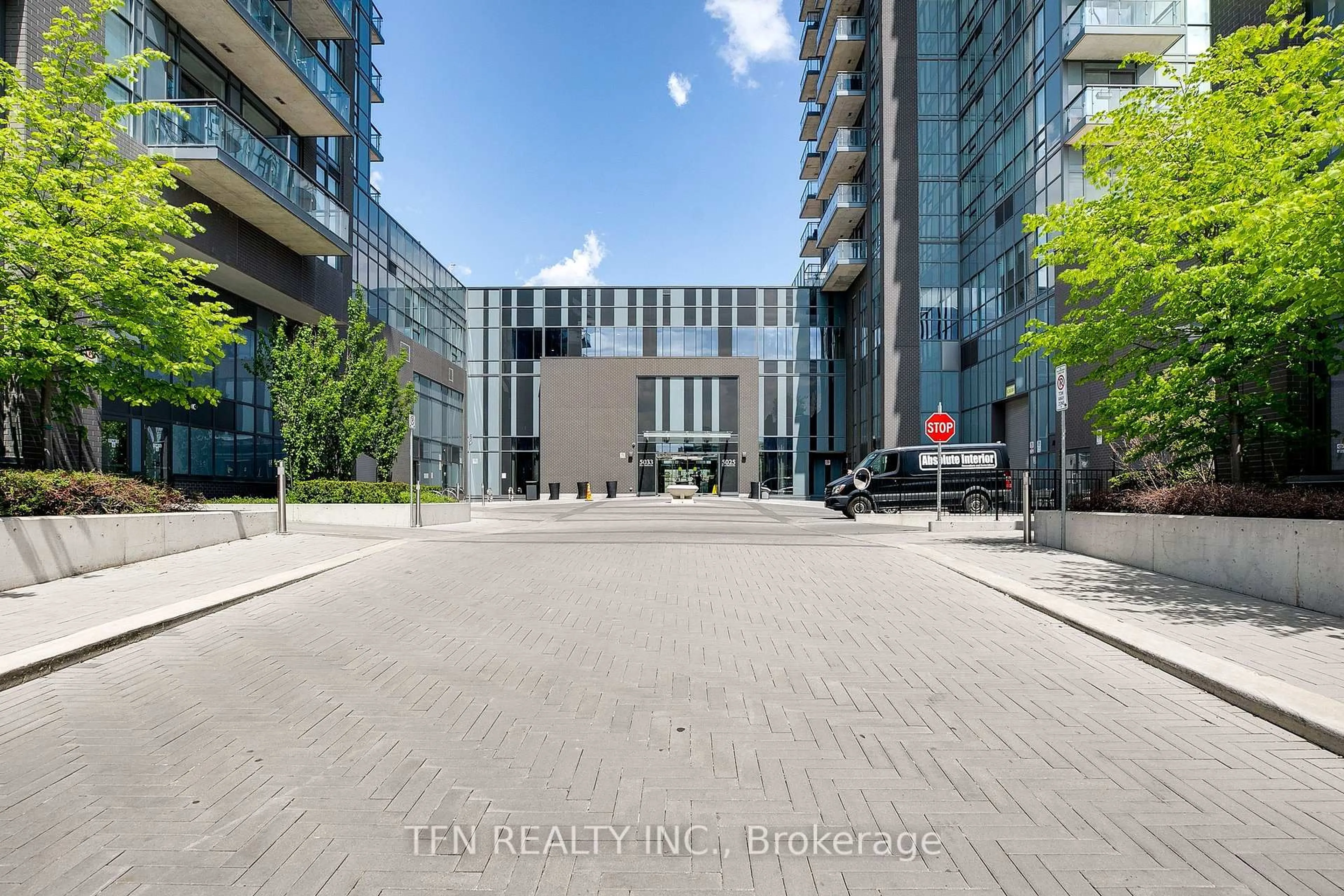 Unknown for 5025 FOUR SPRINGS Ave #105, Mississauga Ontario L5R 0G5