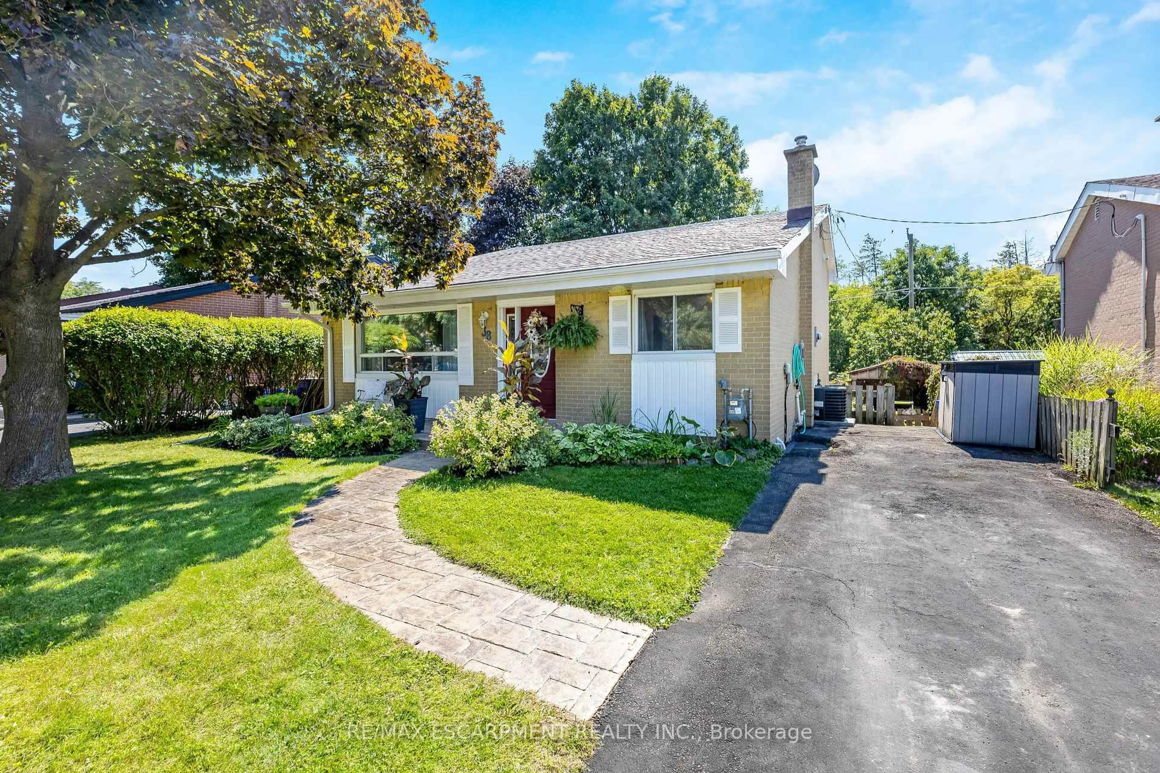 Unknown for 38 Mowbray Pl, Halton Hills Ontario L7J 2J8