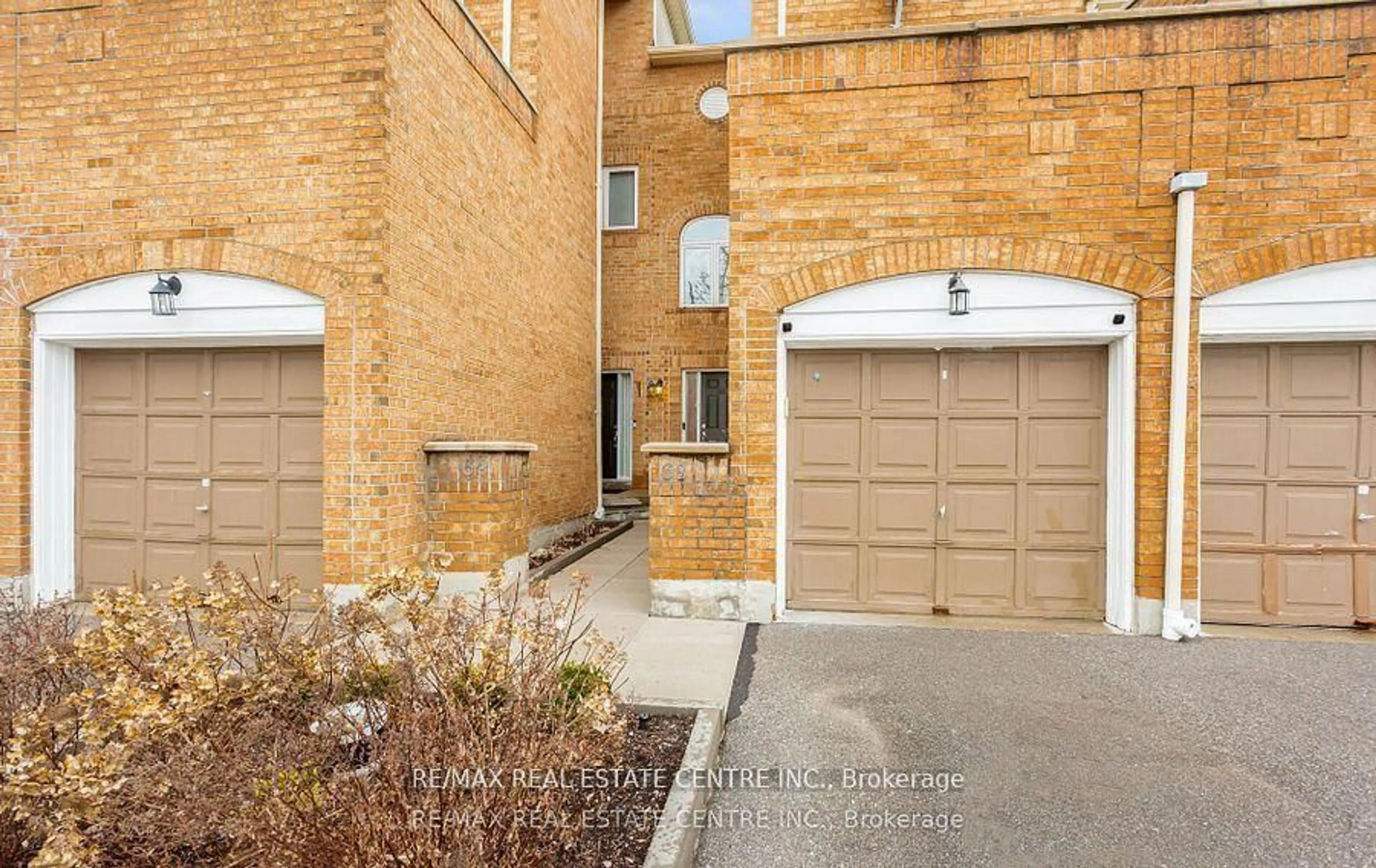 Unknown for 45 Bristol Rd #68, Mississauga Ontario L4Z 3P5