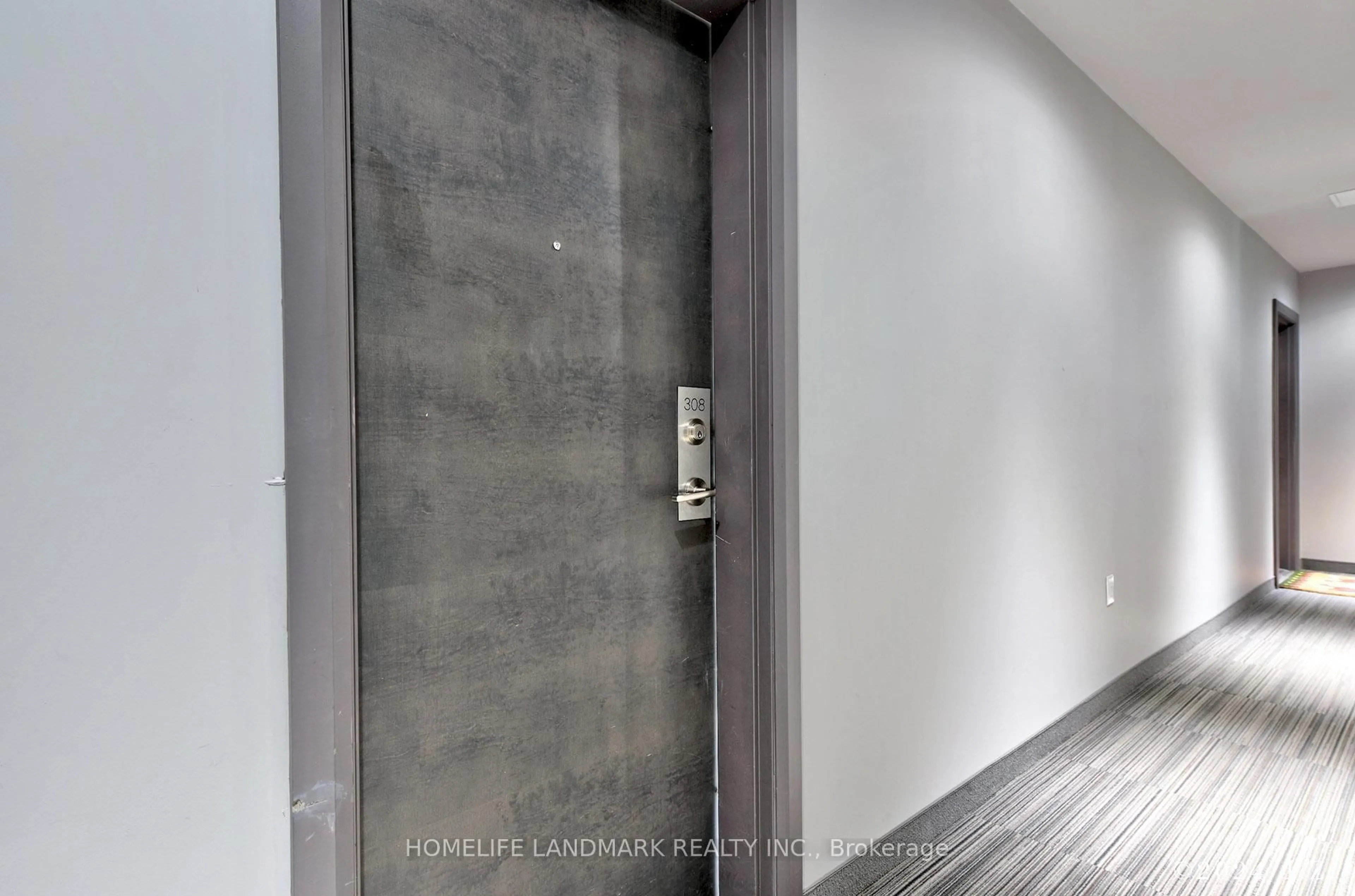Indoor entryway for 2370 Khalsa Gate #308, Oakville Ontario L6M 4J2