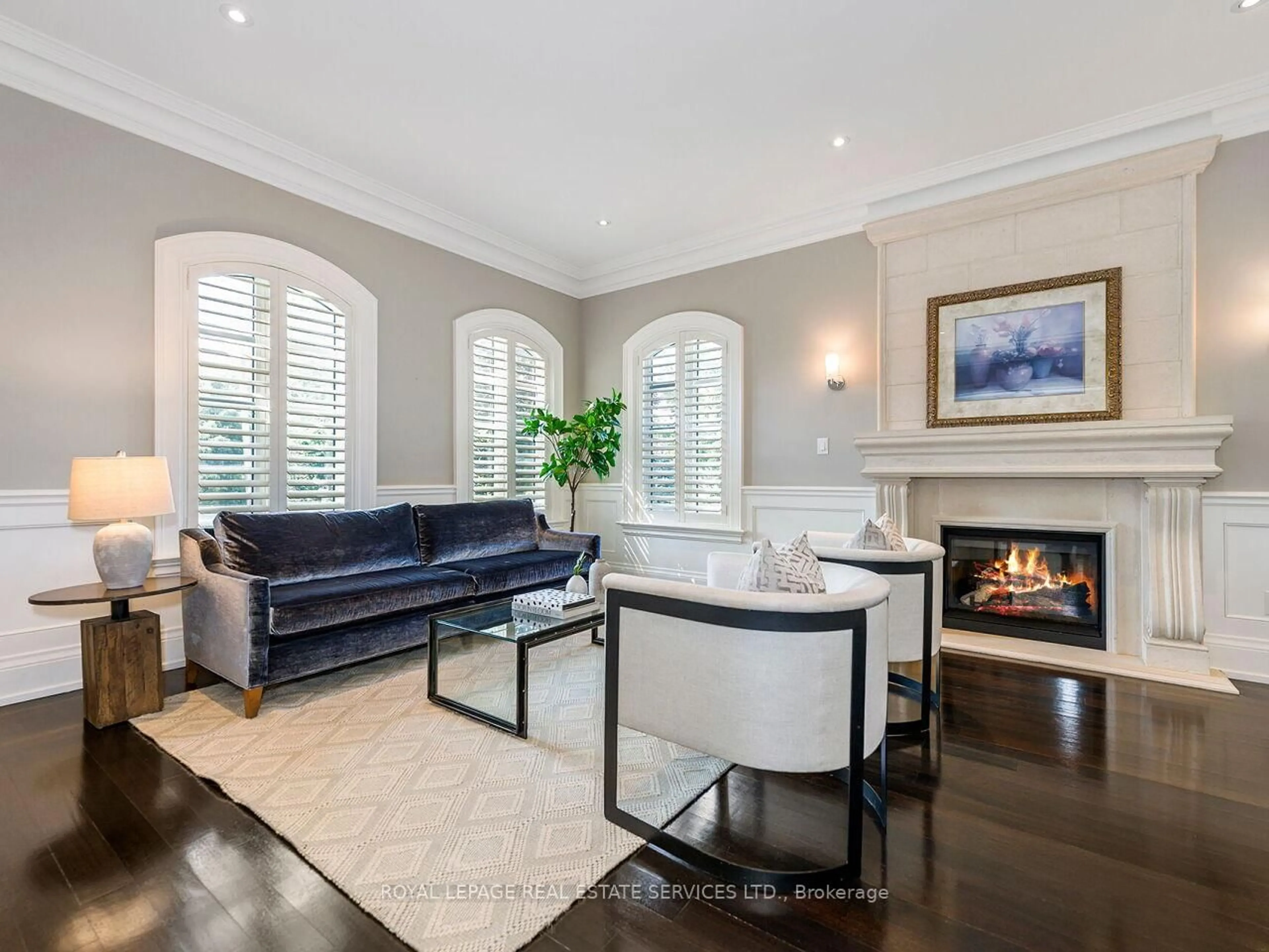 Living room with furniture, unknown for 67 Renown Rd, Toronto Ontario M9A 2E6