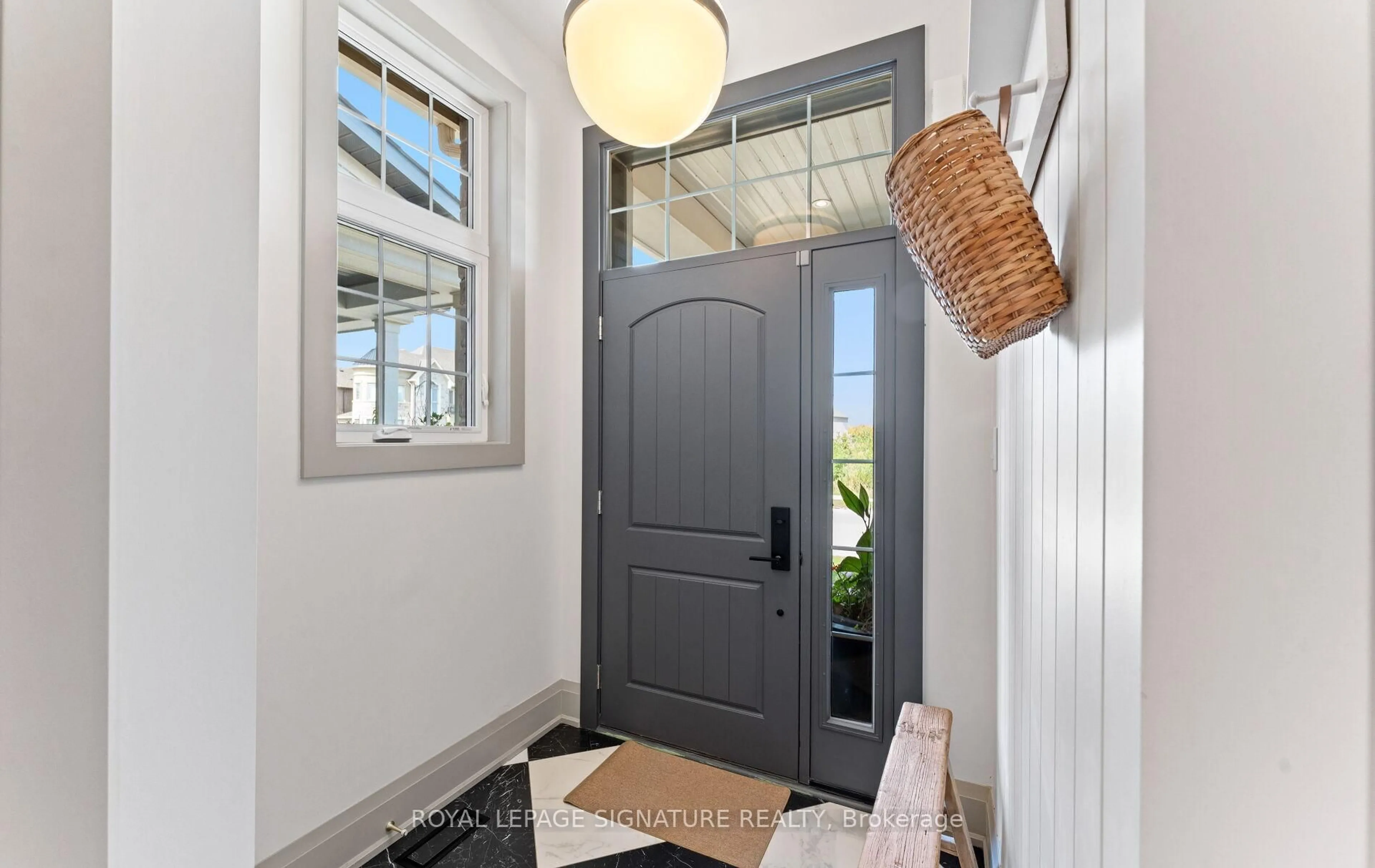 Indoor entryway for 3186 William Cutmore Blvd, Oakville Ontario L6H 7X3