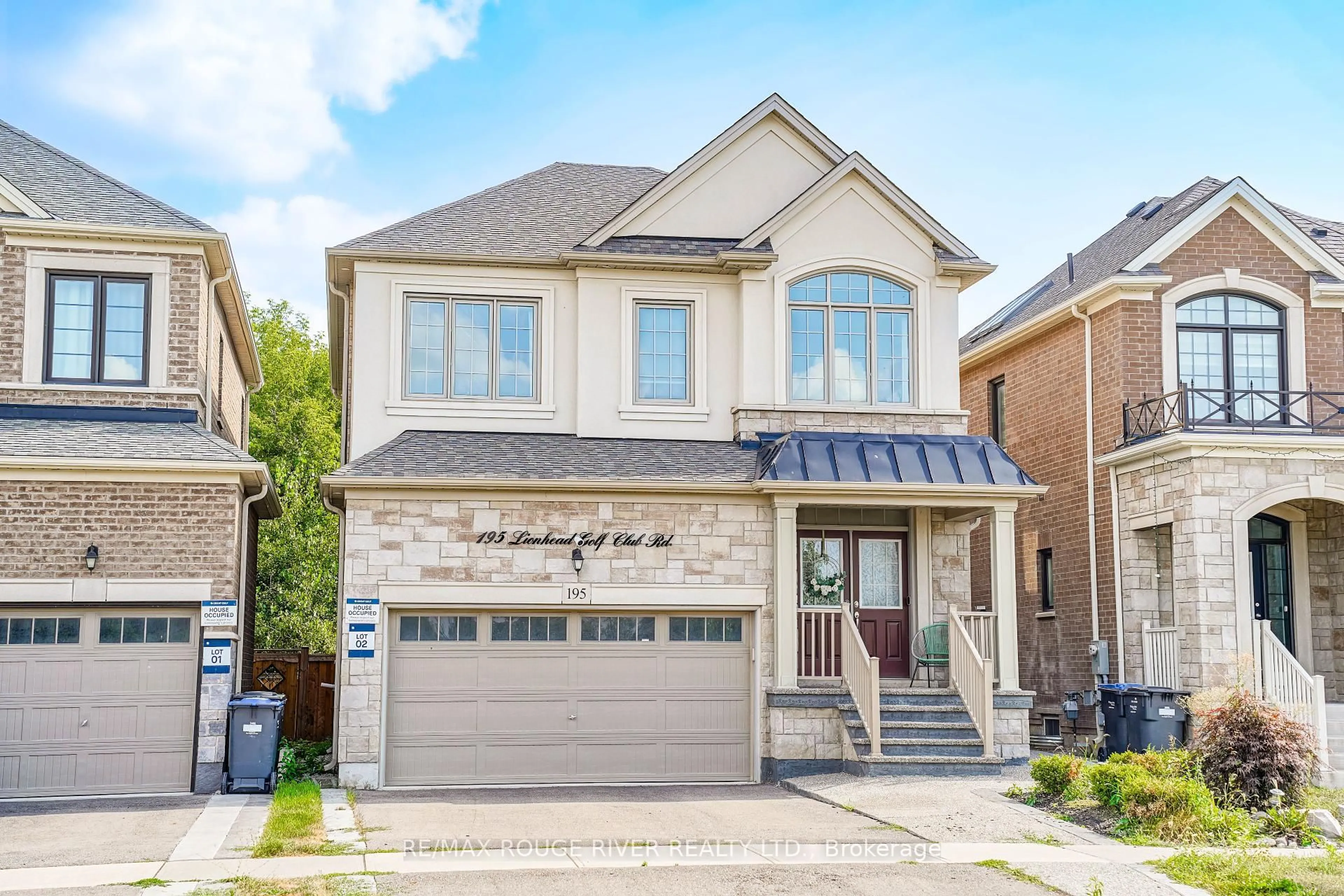 Home with brick exterior material, street for 195 Lionhead Golf Club Rd, Brampton Ontario L6Y 6C1